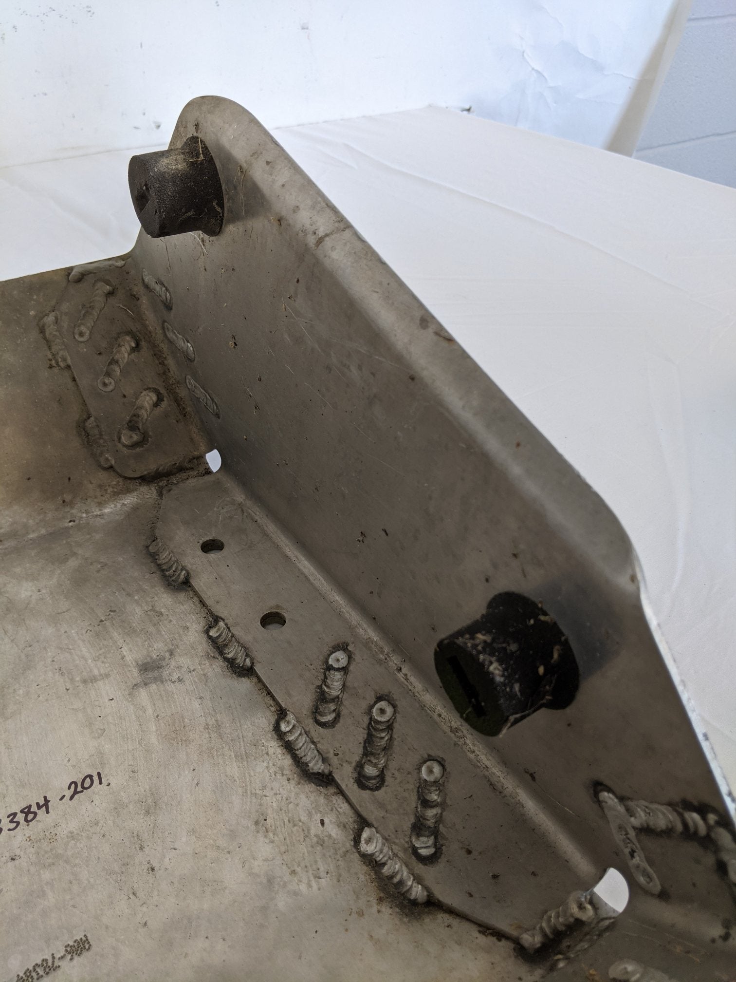 Used Western Star Aluminum 36.70" Low Locking Tank Cover - P/N A06-78384-201 (9117275521340)