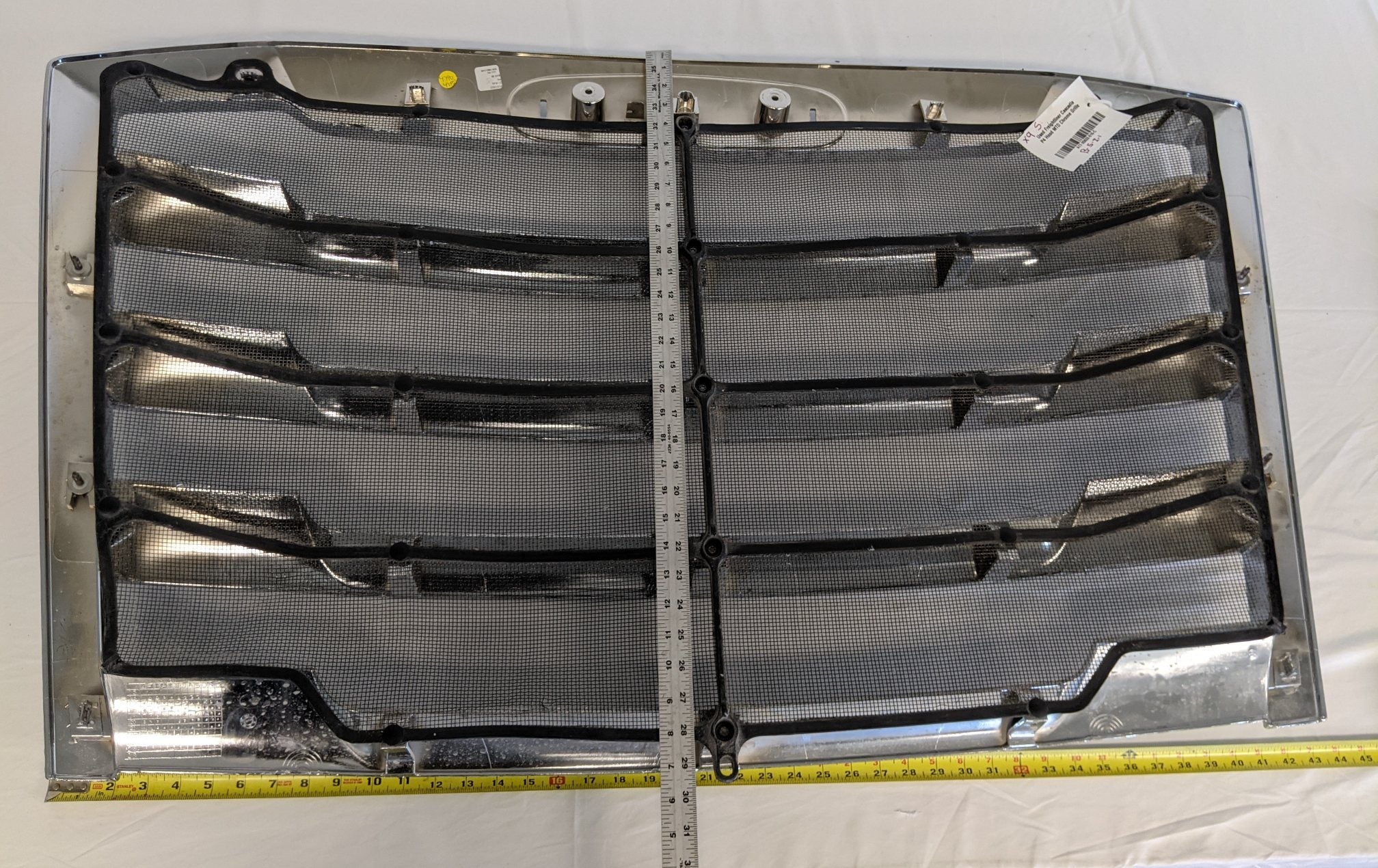 Used Freightliner Cascadia P4 Hood MTD Chrome Grille - P/N A17-20832-016 (9208981291324)