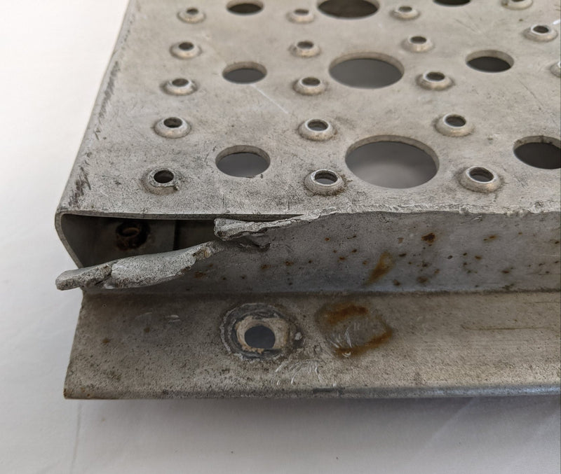 Damaged Freightliner 13 ¾