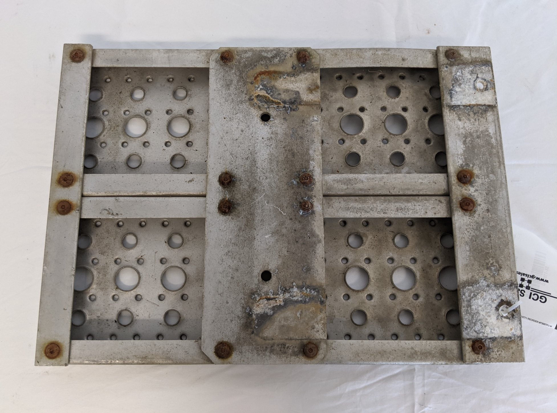 Damaged Freightliner 13 ¾" x 19" Deck Plate (9119583011132)