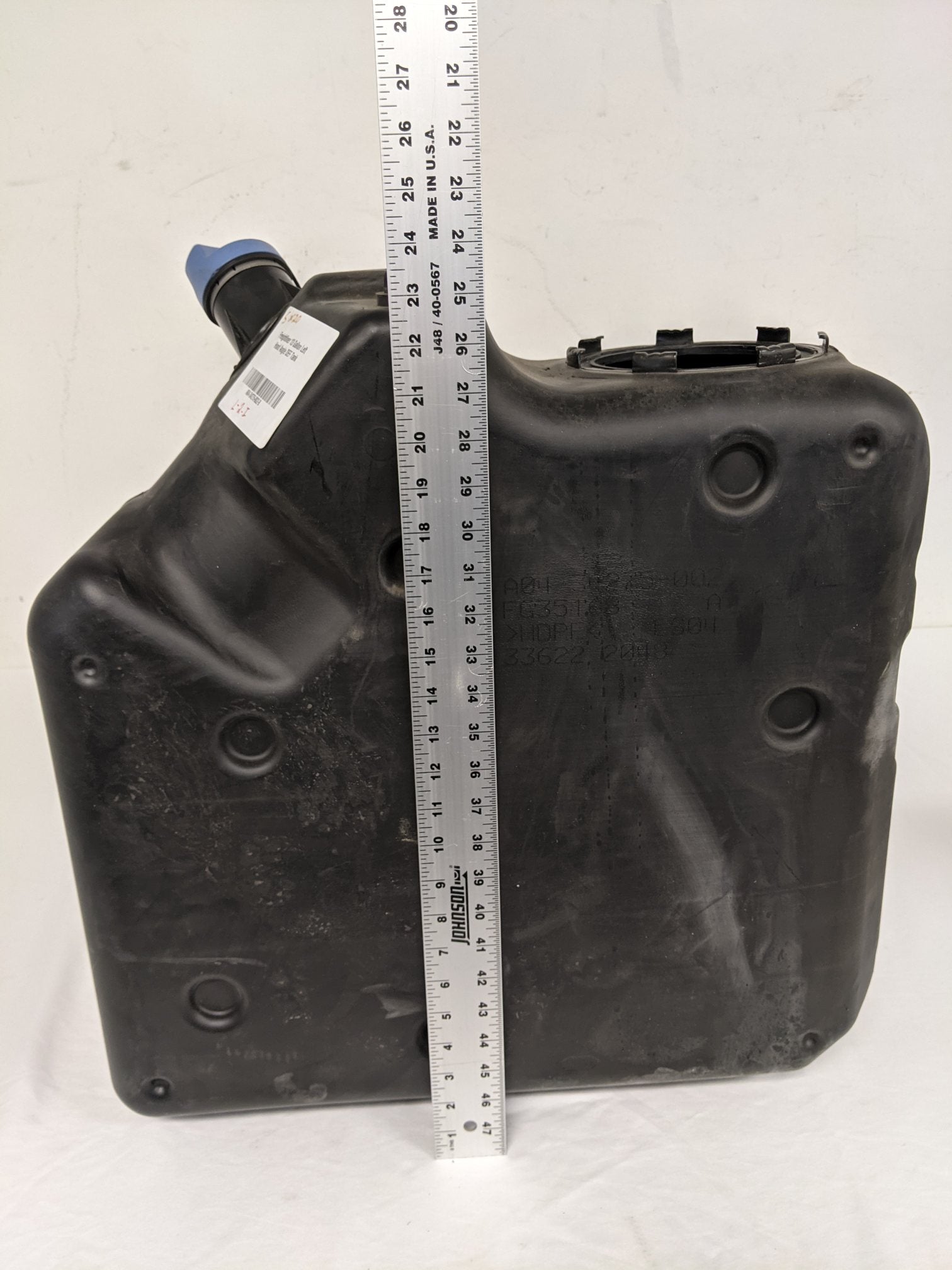 Freightliner 13 Gallon Left Hand Angle DEF Tank - P/N A04-34275-002 (9153076855100)