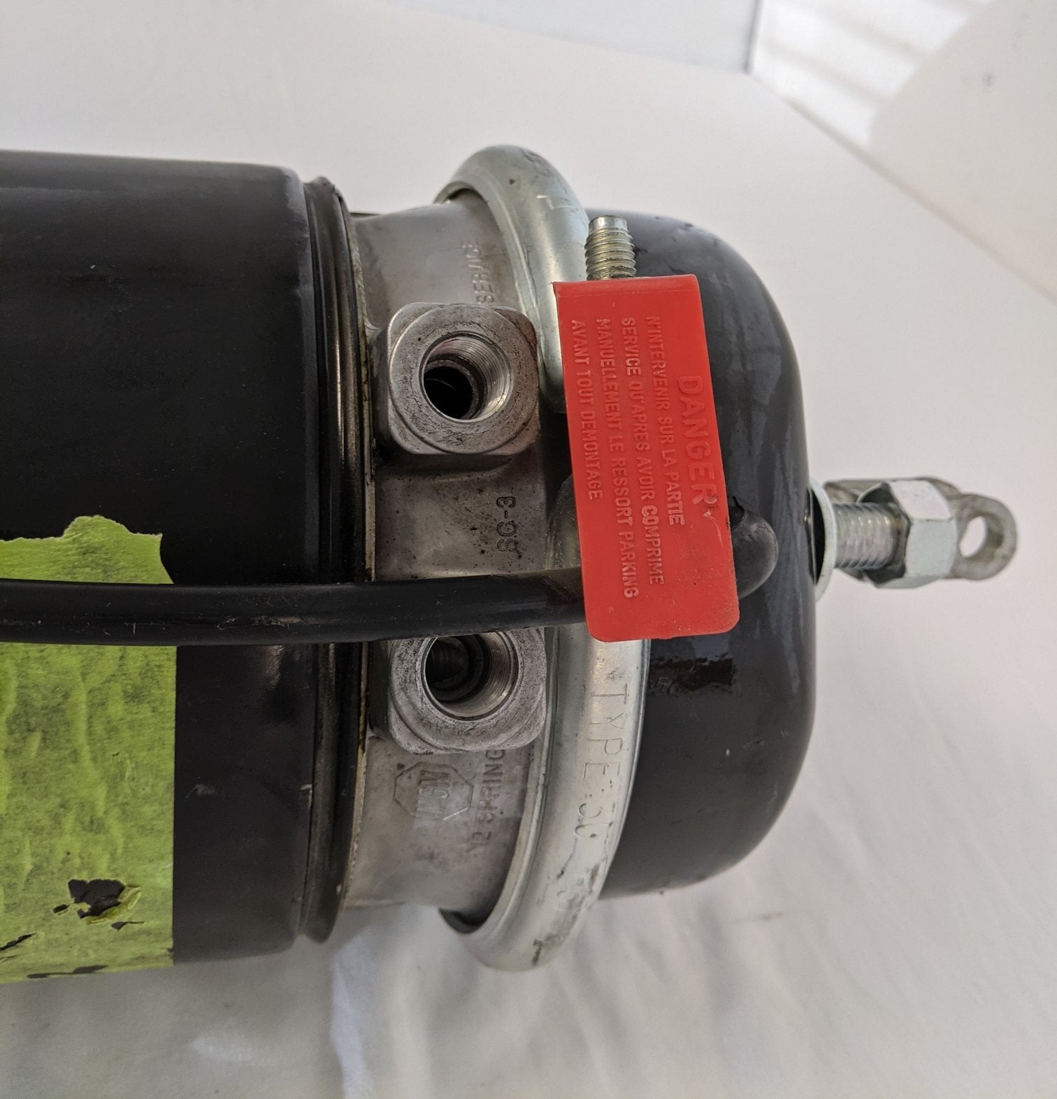 MGM 3030LG 3.39MT Piston Type Brake Chamber - P/N  MJS3030ET062 (9522336629052)