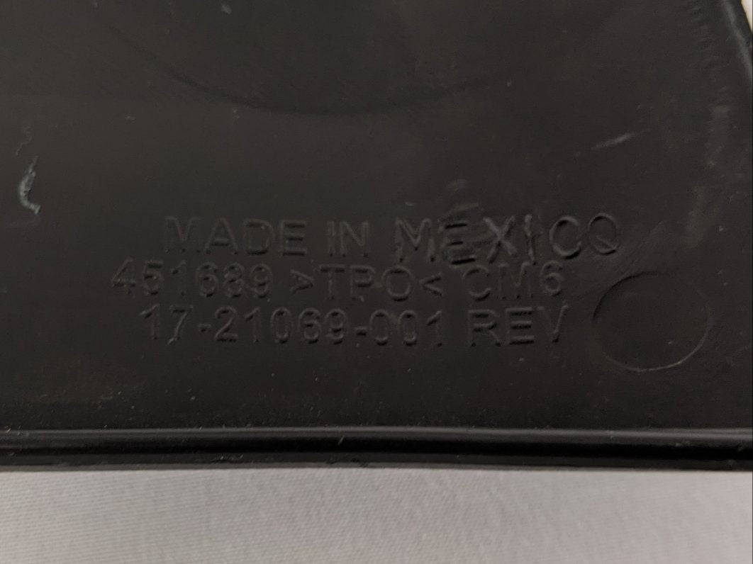 Used Freightliner P4 Cascadia RH Black Hood Intake Bezel - P/N  A17-21186-003 (6555121614934)