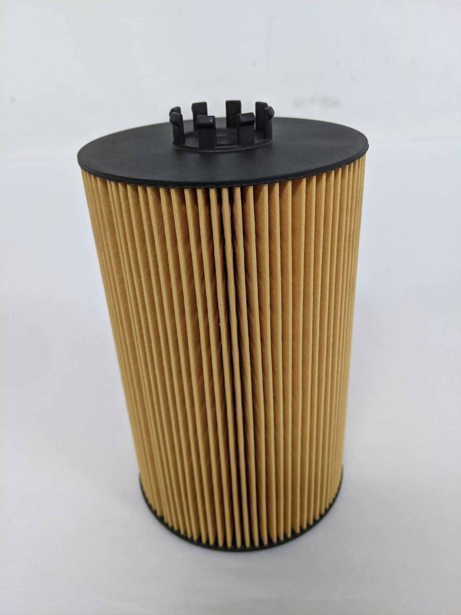 Fleetguard Cummins Engine Oil Filter Element - P/N FG LF16351