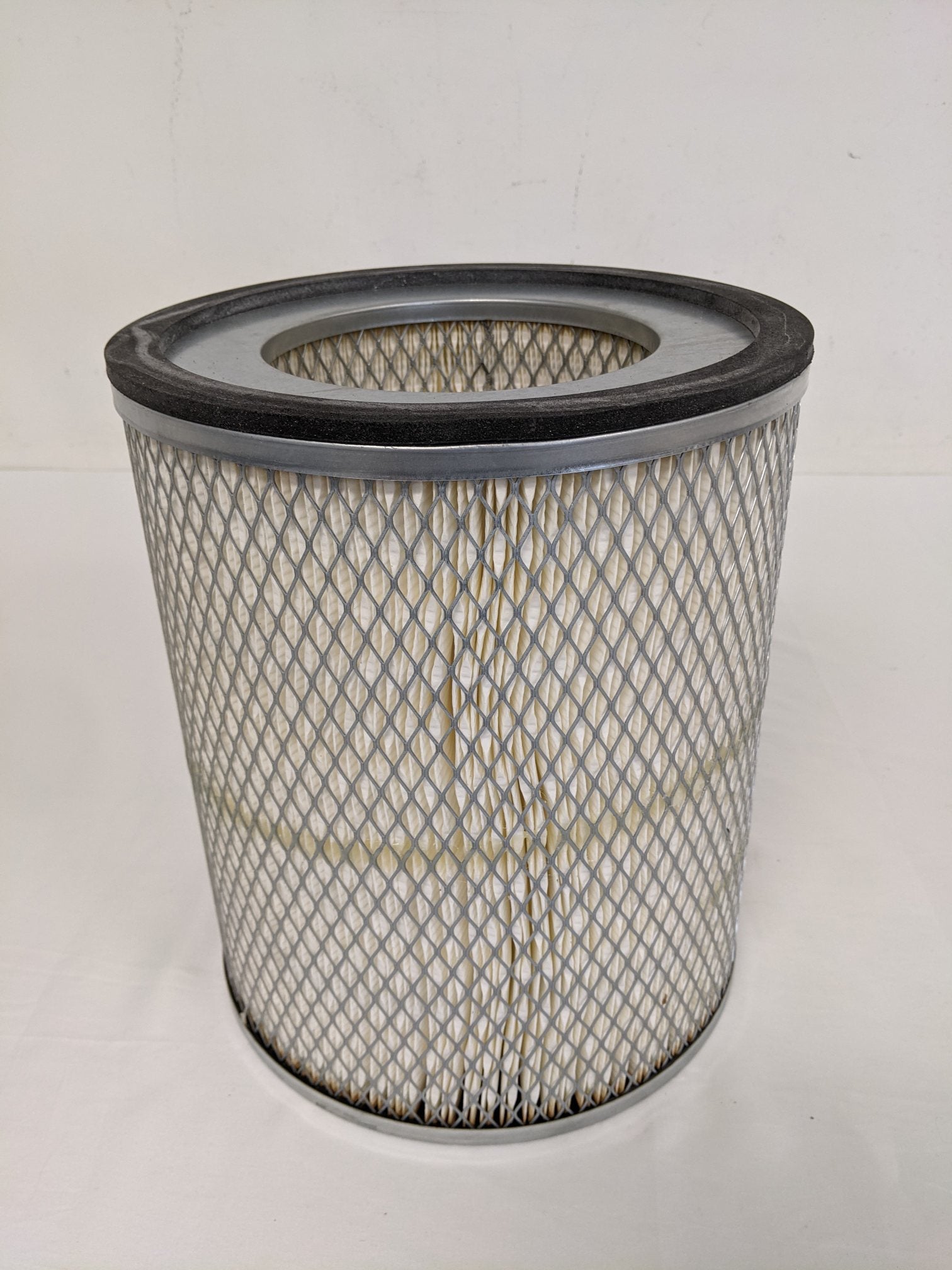 Fleetguard Cummins Engine Air Cleaner Filter - P/N  FG AF332 (9155368419644)