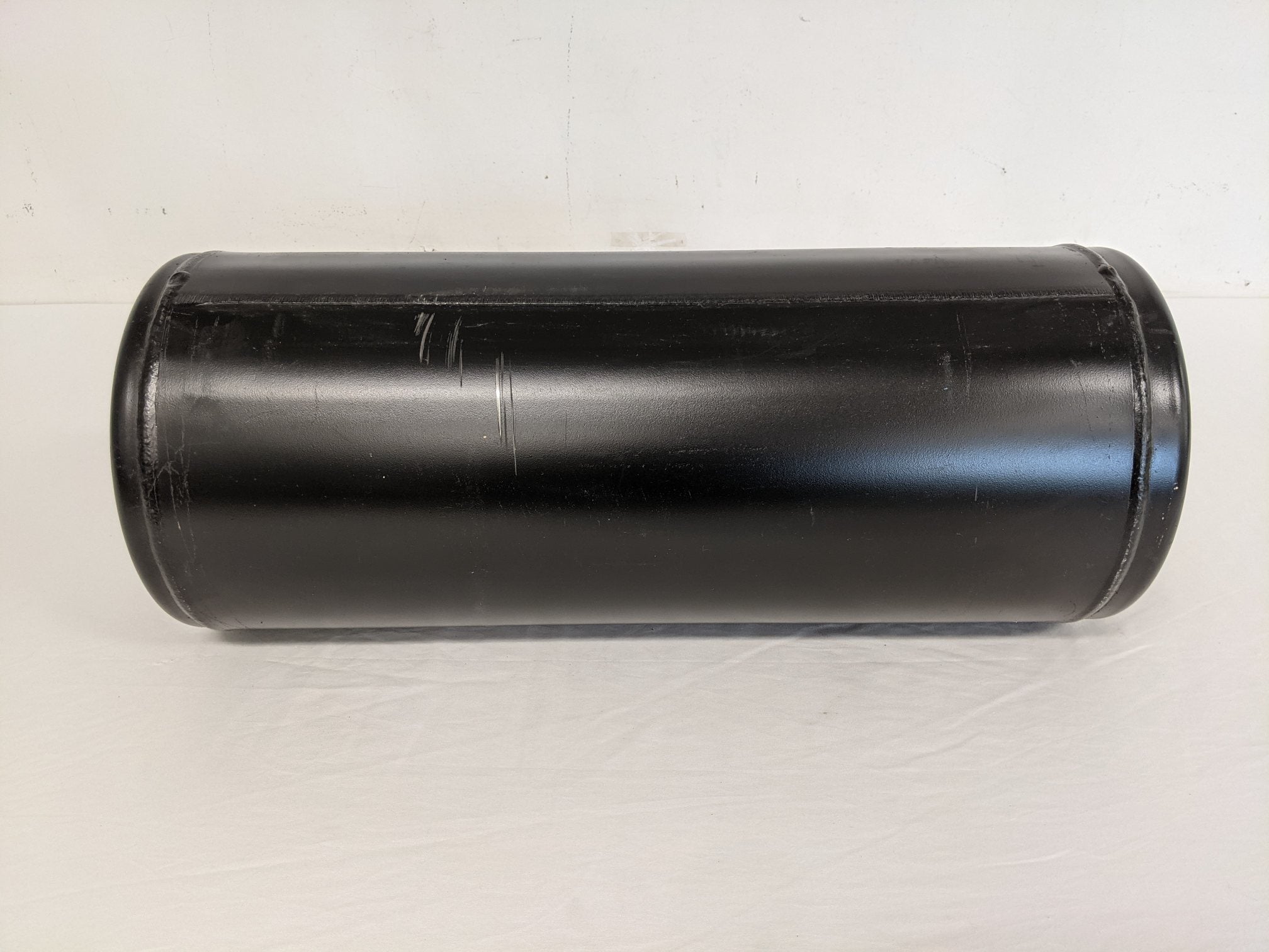 Freightliner 1350 cu. in. 9" DIA Steel Air Tank - P/N 12-17023-008 (9172427669820)