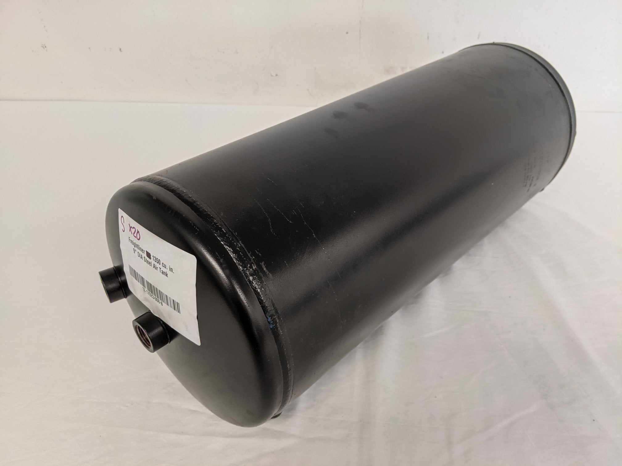 Freightliner 1350 cu. in. 9" DIA Steel Air Tank - P/N 12-17023-008 (9172427669820)