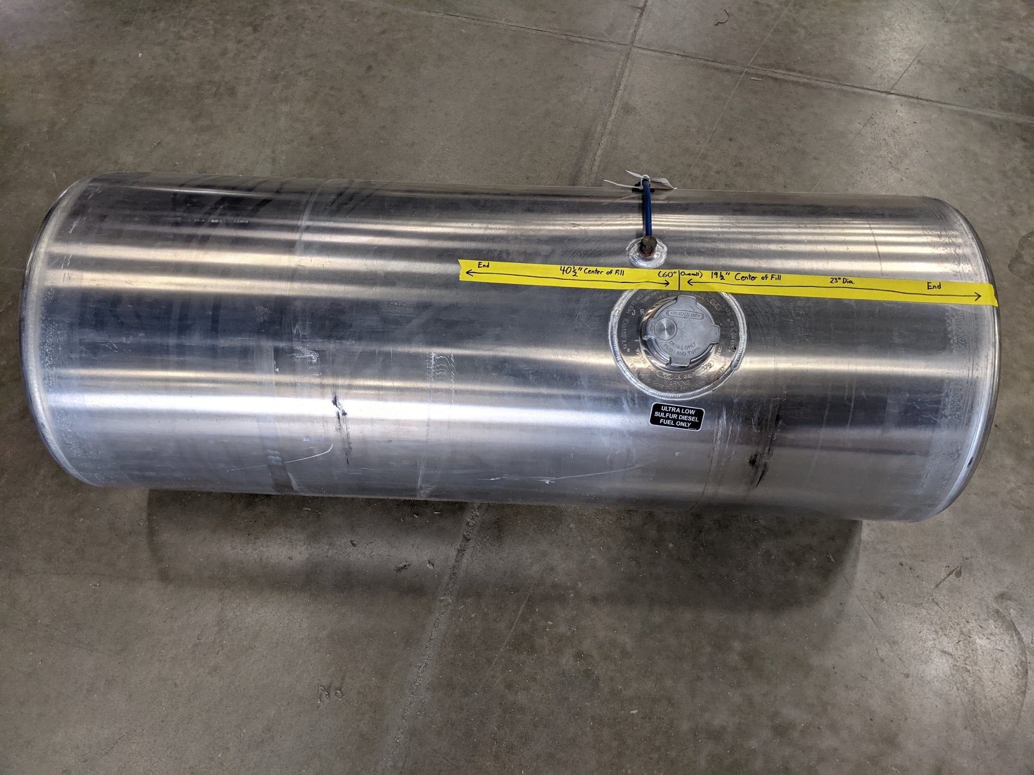 Freightliner RH 100 Gal.  23" Dia. 60" L Fuel Tank - Fuel Tube P/N A03-25444-001 (9186252030268)