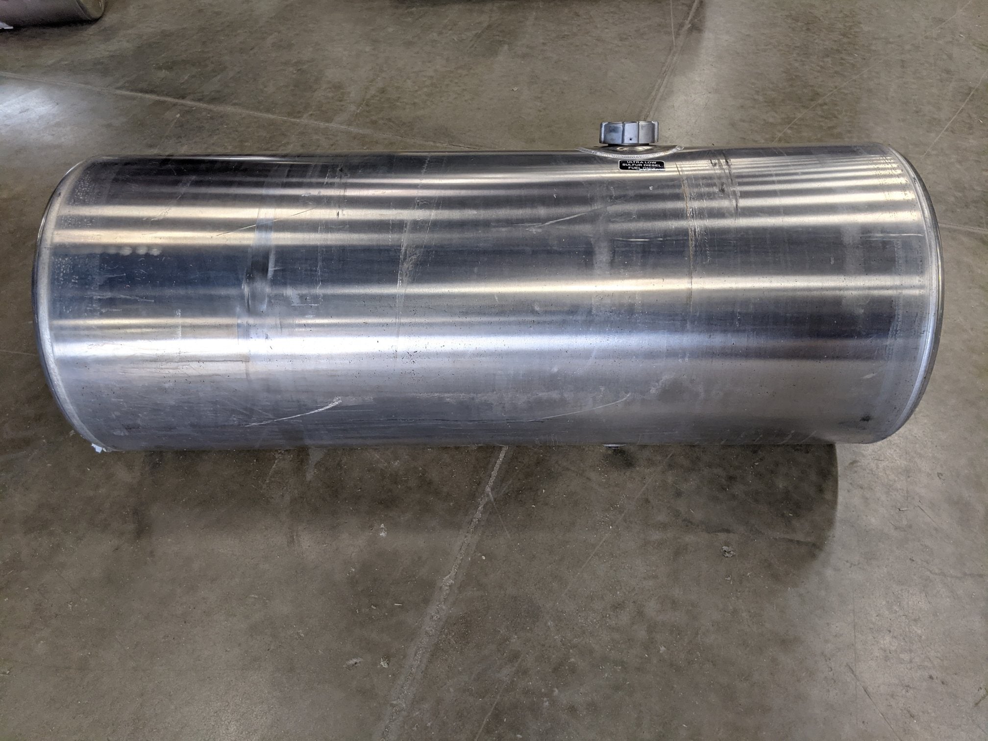 Freightliner RH 100 Gal.  23" Dia. 60" L Fuel Tank - Fuel Tube P/N A03-25444-001 (9186252030268)