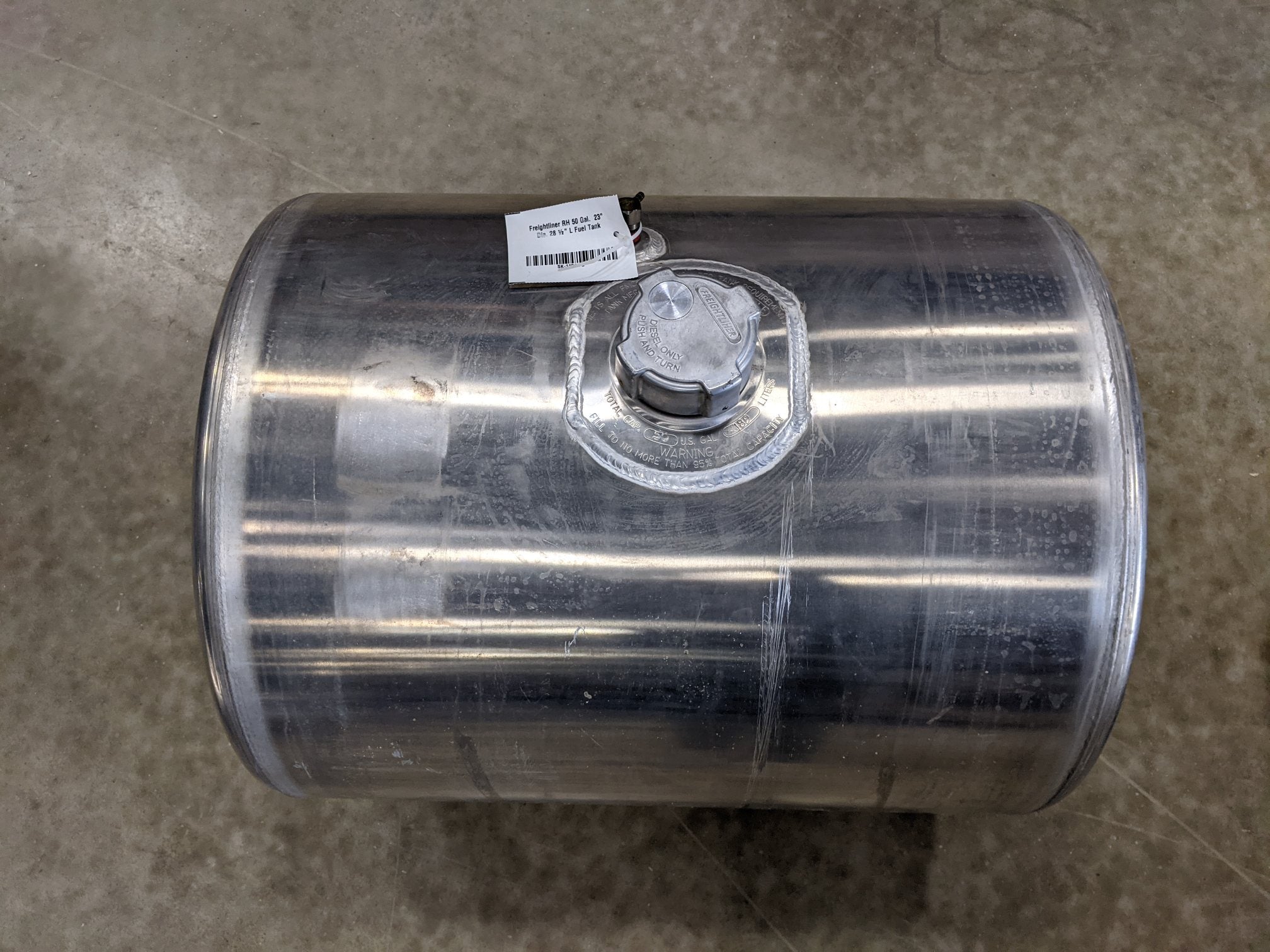 Freightliner RH 50 Gal.  23" Dia. 28 ½" L Fuel Tank -Fuel Tube P/N A03-22295-001 (9183959384380)