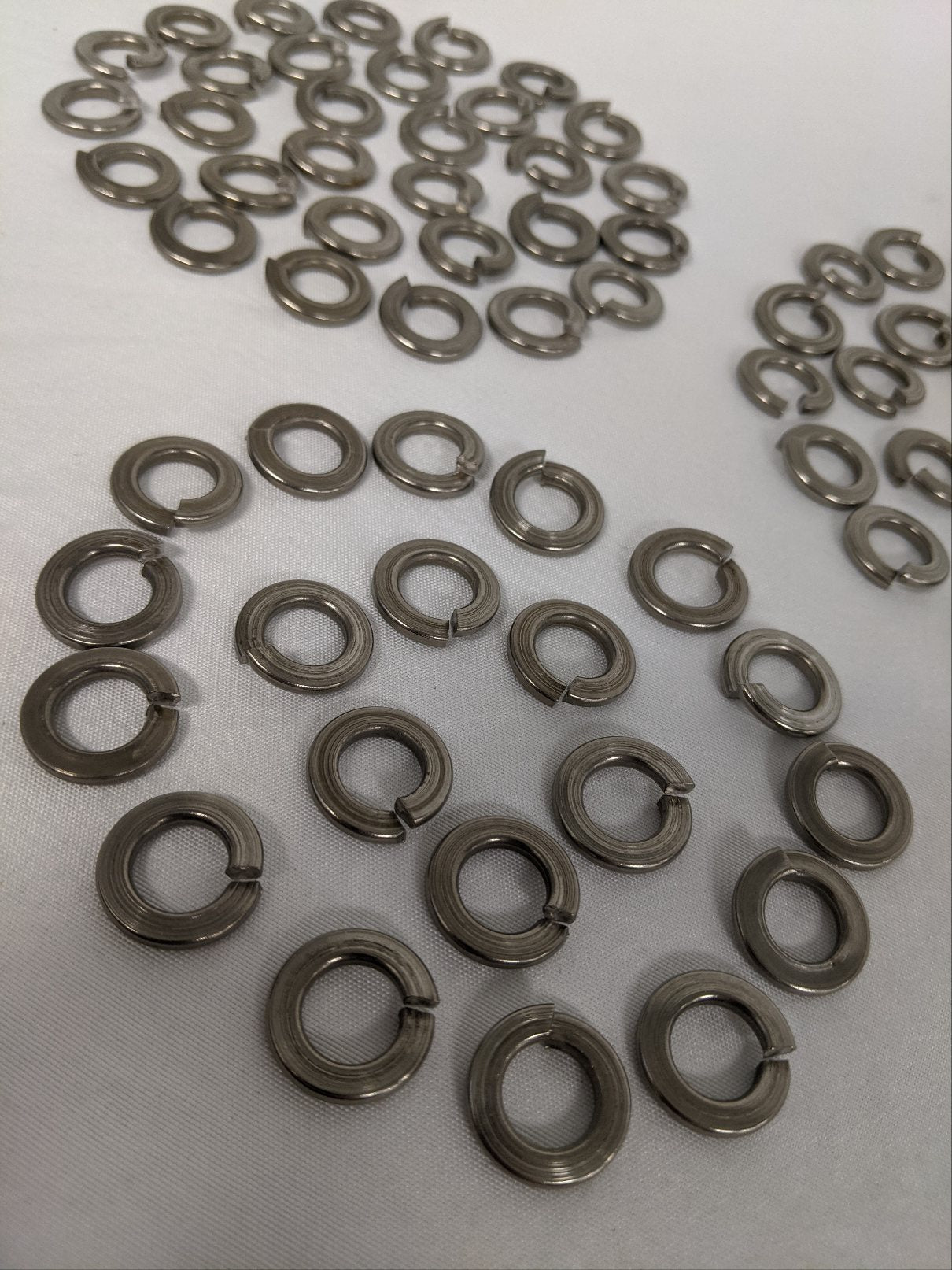 *Lot of 83* Bizline 3/8" Stainless Steel Split Lock Washer - P/N R38LW188 (9183594905916)