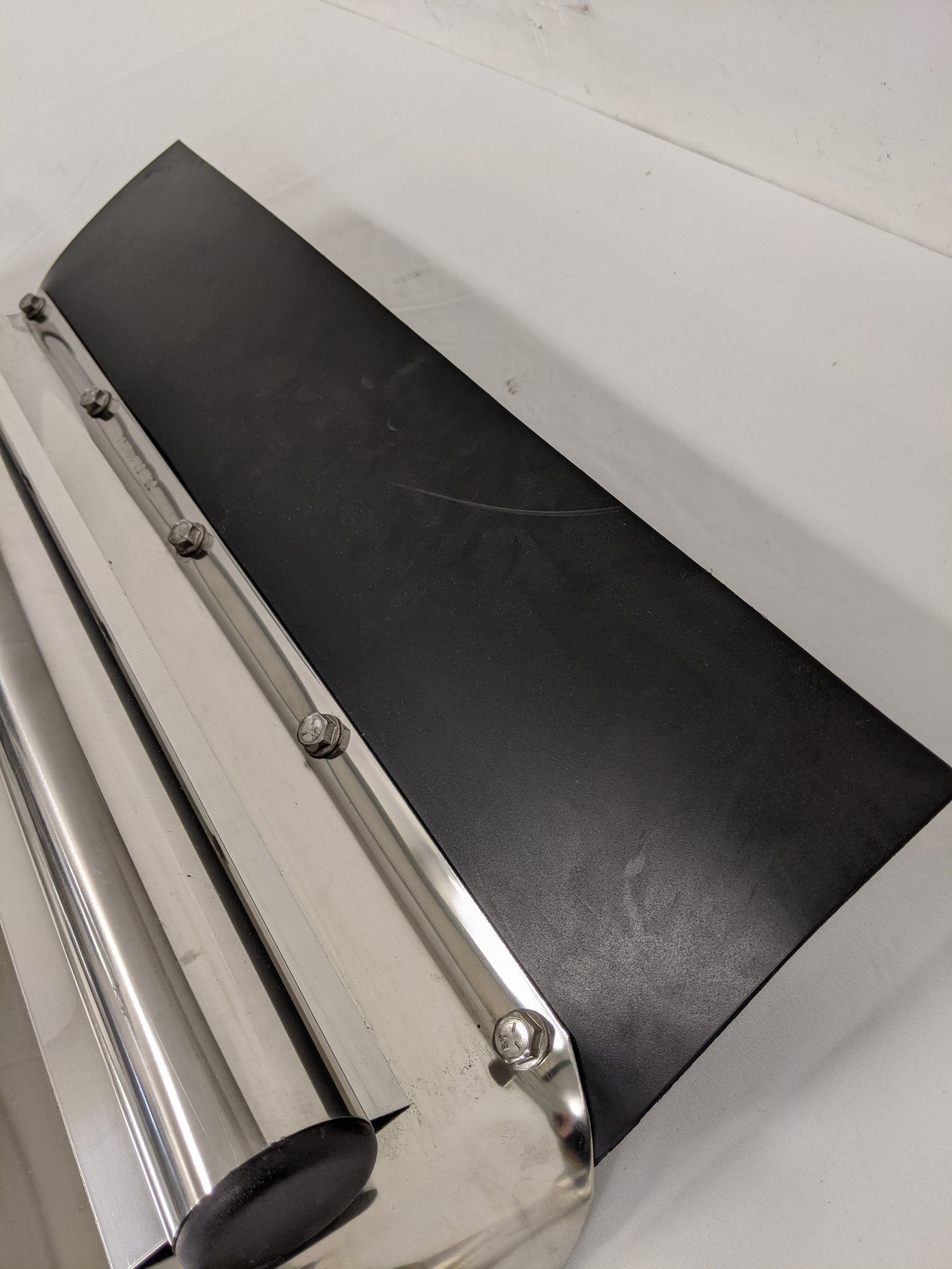 Freightliner LH Low Mount ¼ Chrome Quarter Fender w/o Logo - P/N 22-73