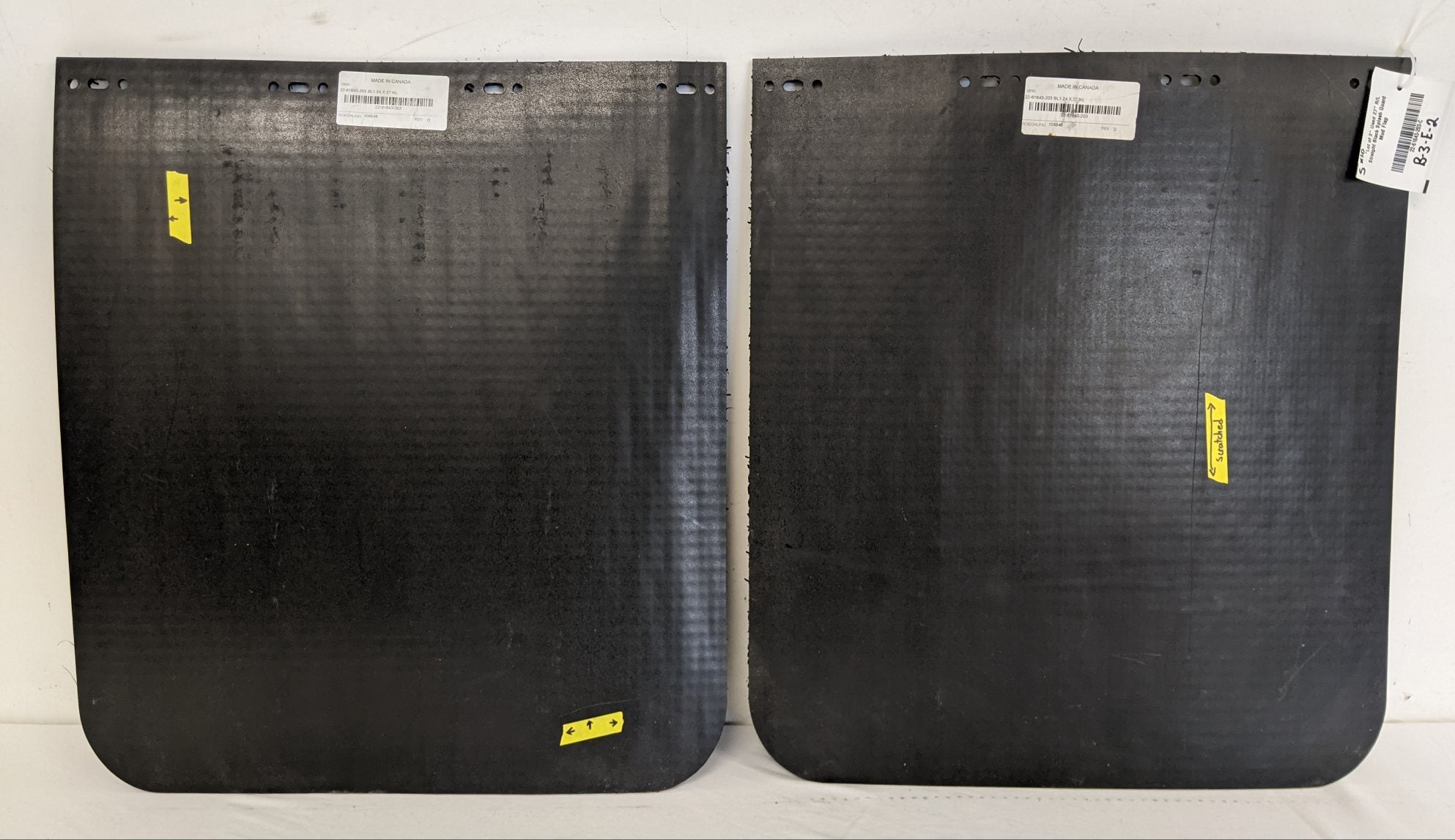 *Lot of 2* Used 27" R/L Straight Black Splash Guard Mud Flap - P/N  22-61643-203 (9202170167612)