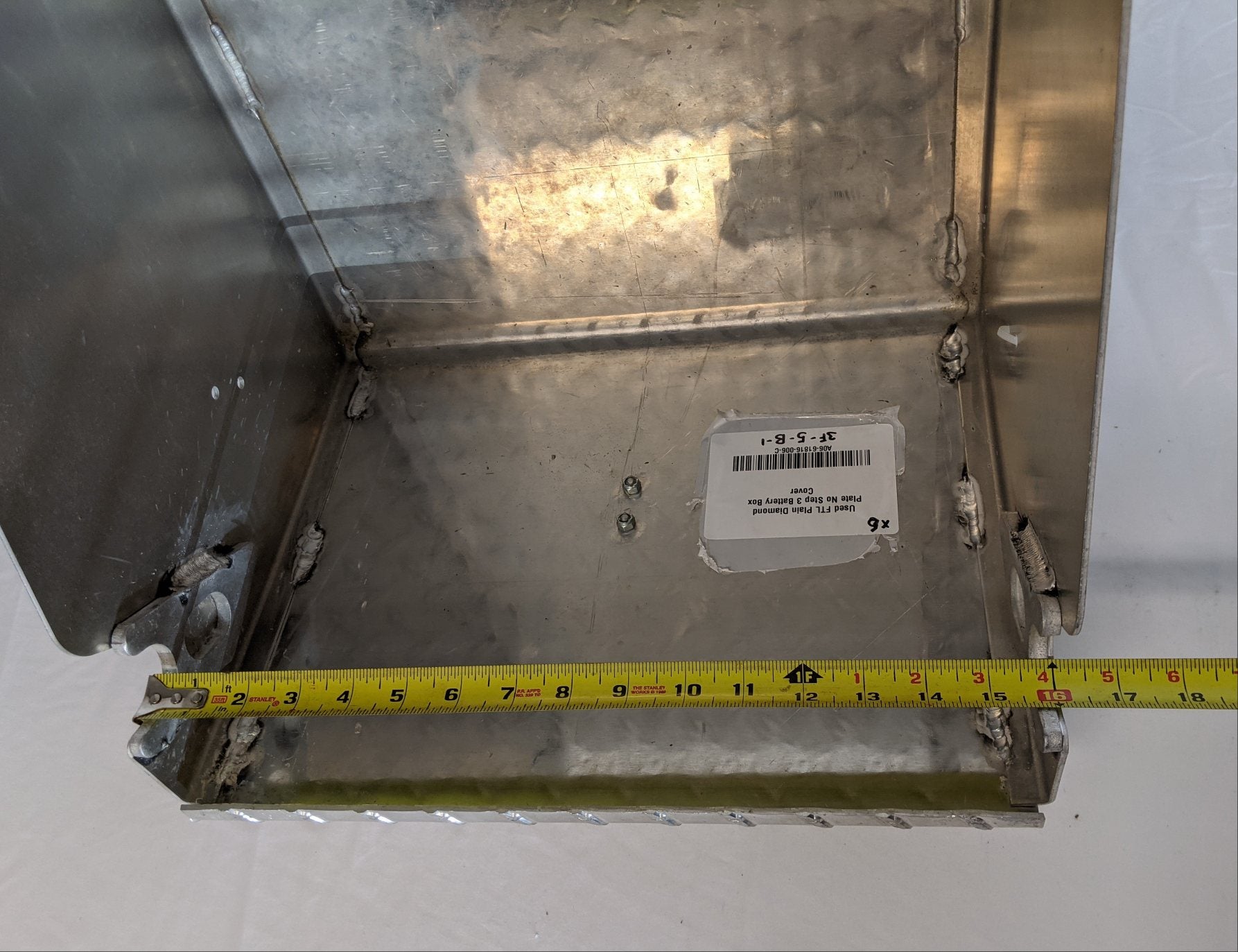 Used FTL Plain Diamond Plate No Step 3 Battery Box Cover - P/N A06-61816-006 (9211341537596)