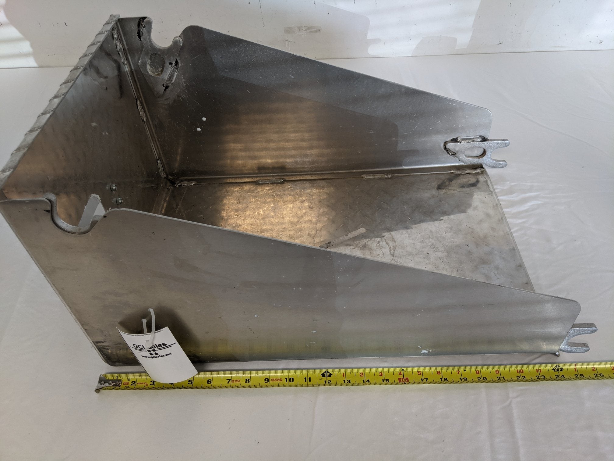 Used FTL Plain Diamond Plate No Step 3 Battery Box Cover - P/N A06-61816-006 (9211341537596)