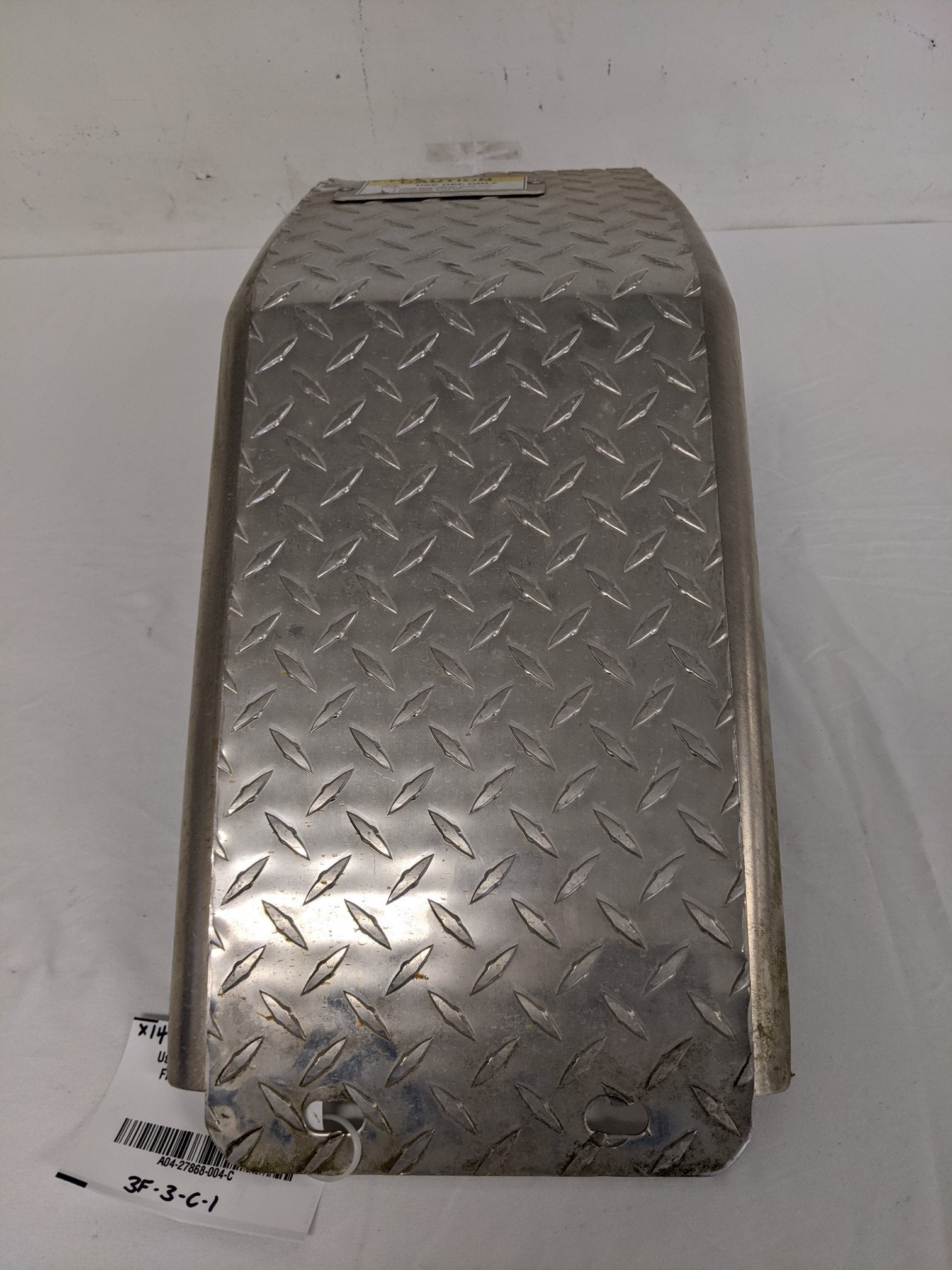 Used Dia. Plate Standard Fill 13 Gal. Def Tank Cover - P/N A04-27868-010 / 004 (9228506628412)