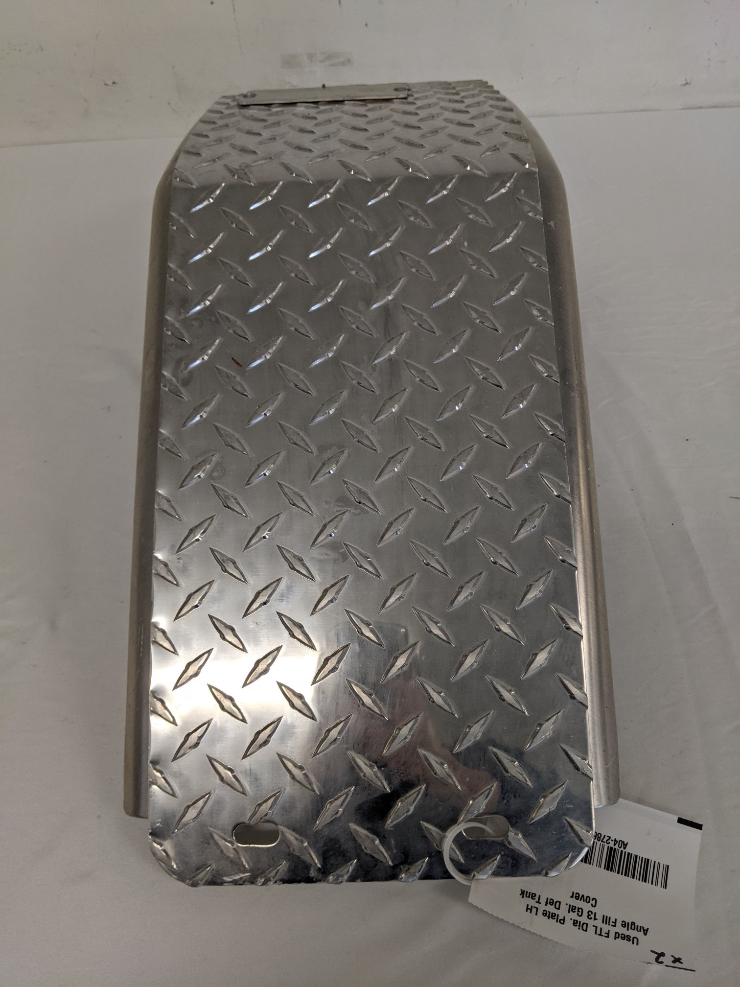 Used FTL Dia. Plate LH Angle Fill 13 Gal. Def Tank Cover - P/N A04-27868-011 / 005 (9228185796924)