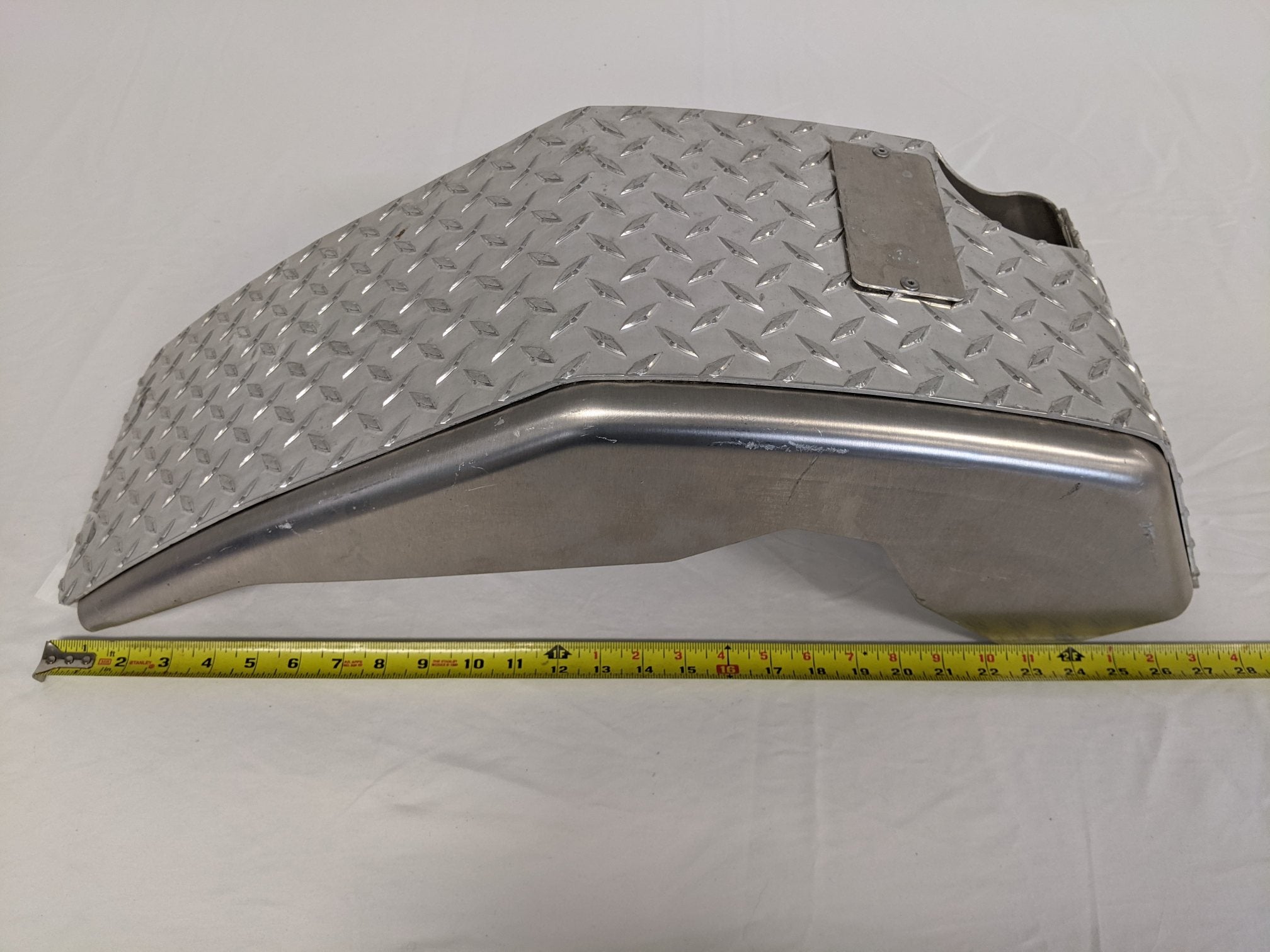 Used FTL Dia. Plate LH Angle Fill 13 Gal. Def Tank Cover - P/N A04-27868-011 / 005 (9228185796924)