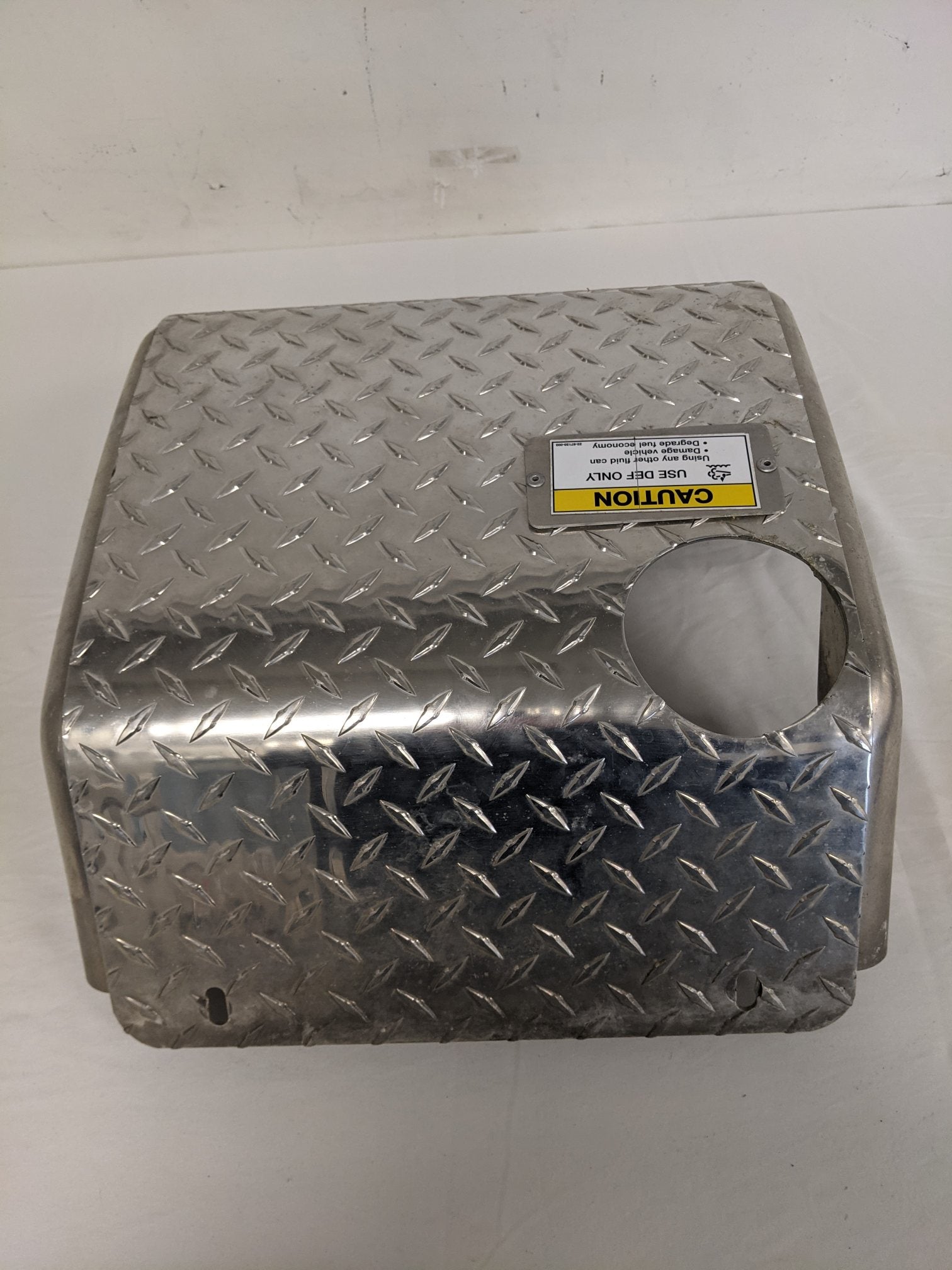 Used Dia Plate 23 Gal. LH Straight Fill DEF Tank Cover - P/N A04-27869-012 / 006 (9267270058300)