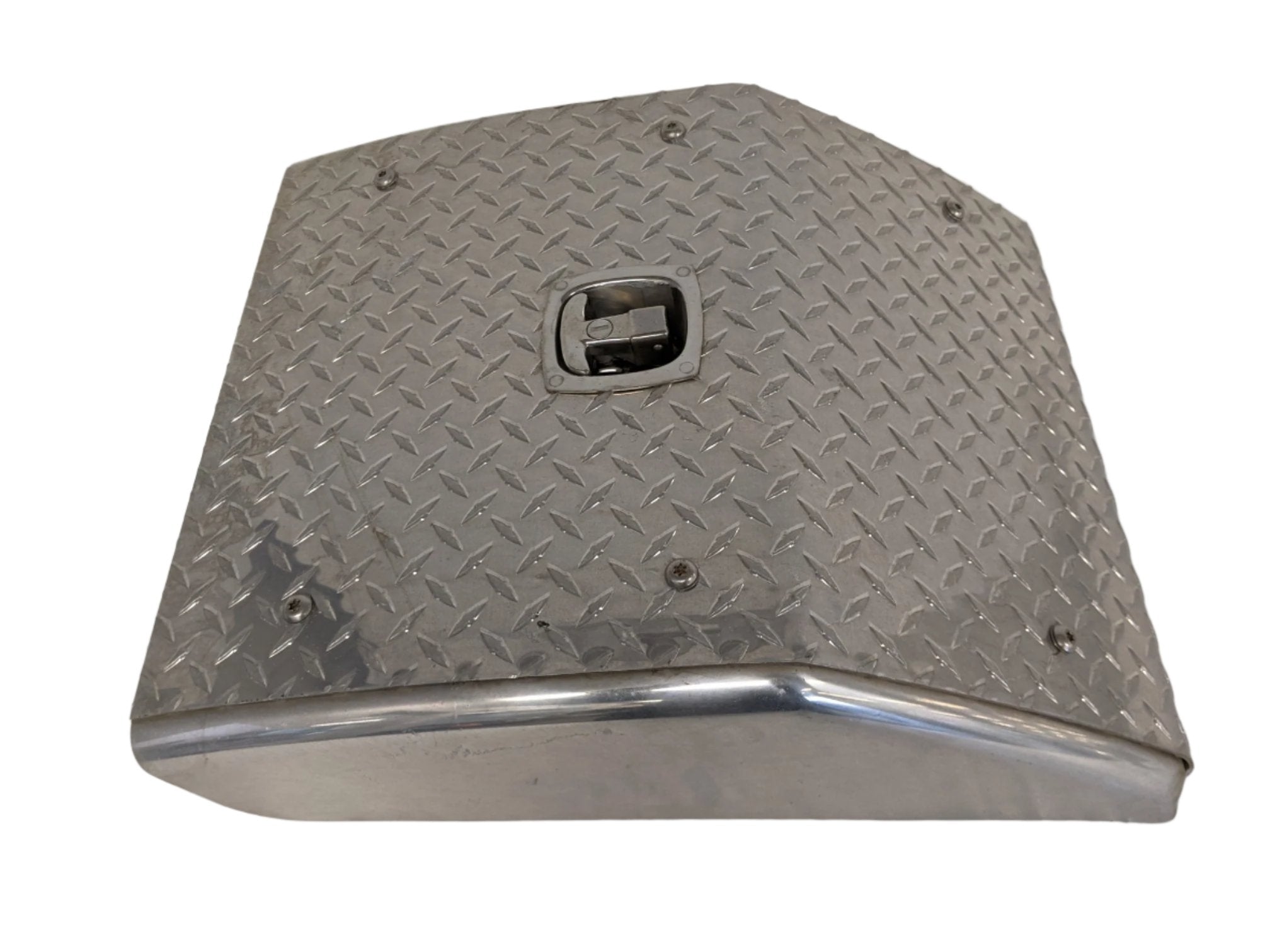 Freightliner 18" Dia. Plate Polished No Step Toolbox Cover - P/N A06-85114-007 (9239705977148)