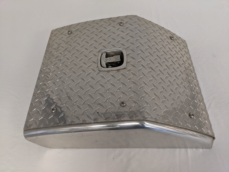 Freightliner 18" Dia. Plate Polished No Step Toolbox Cover - P/N A06-85114-007 (9239705977148)