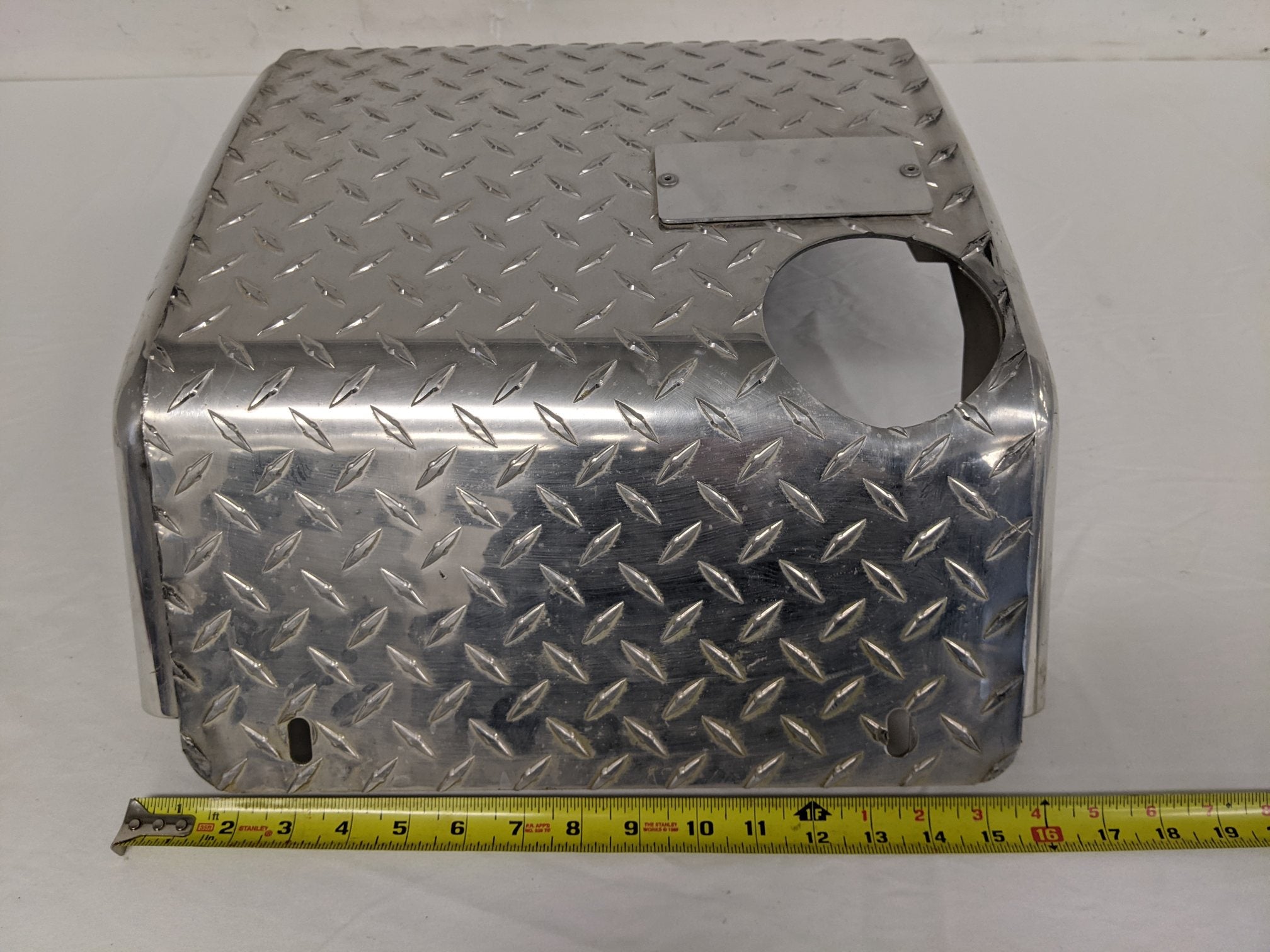 Used POL 23 Gal. LH Straight Fill DEF Tank Cover - P/N A04-27869-015 / 009 (9267284083004)