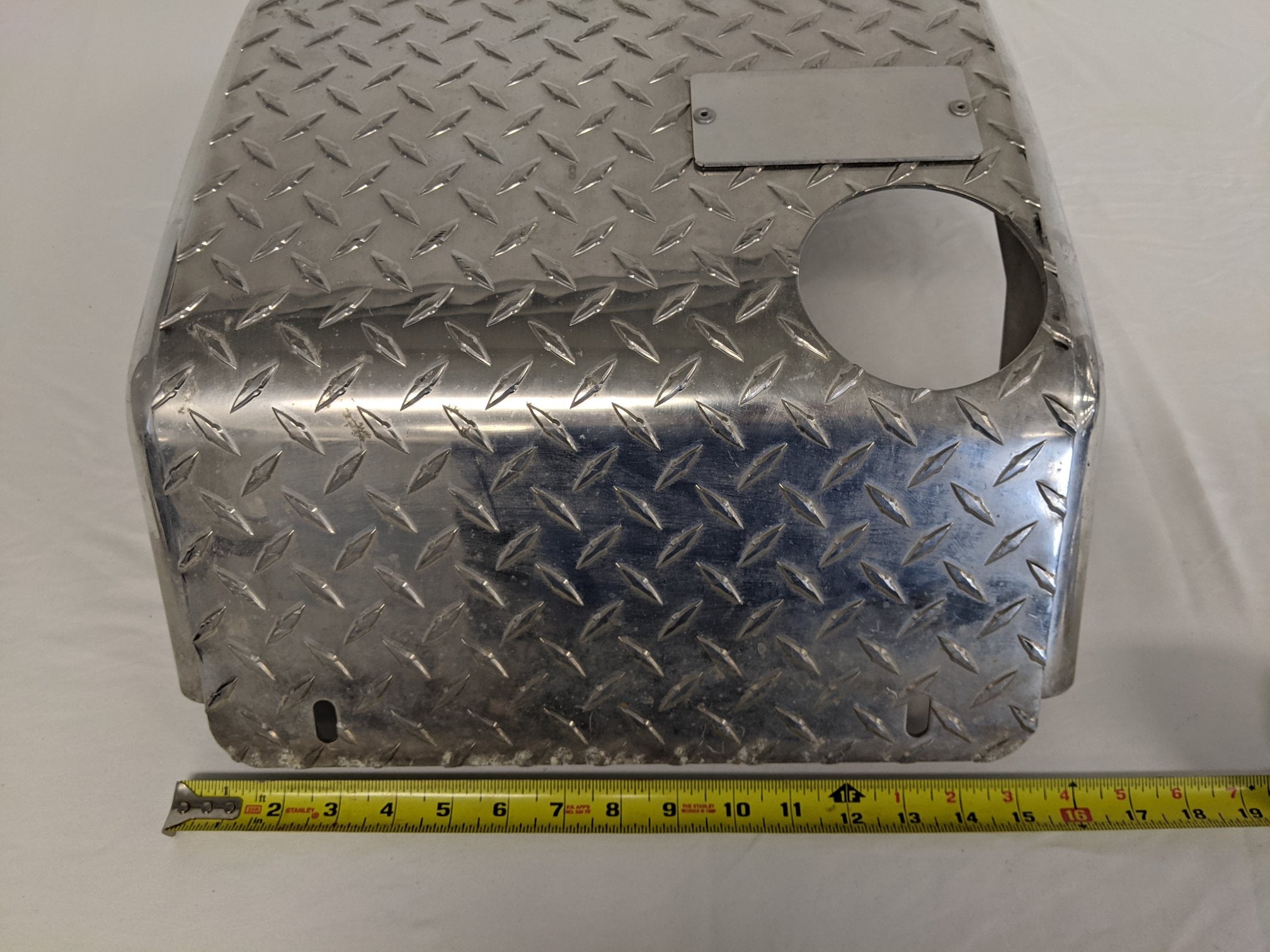 Dia. Plate POL 23 Gal. LH Short Fill DEF Tank Cover - P/N A04-27869-017 / 011 (9239717642556)