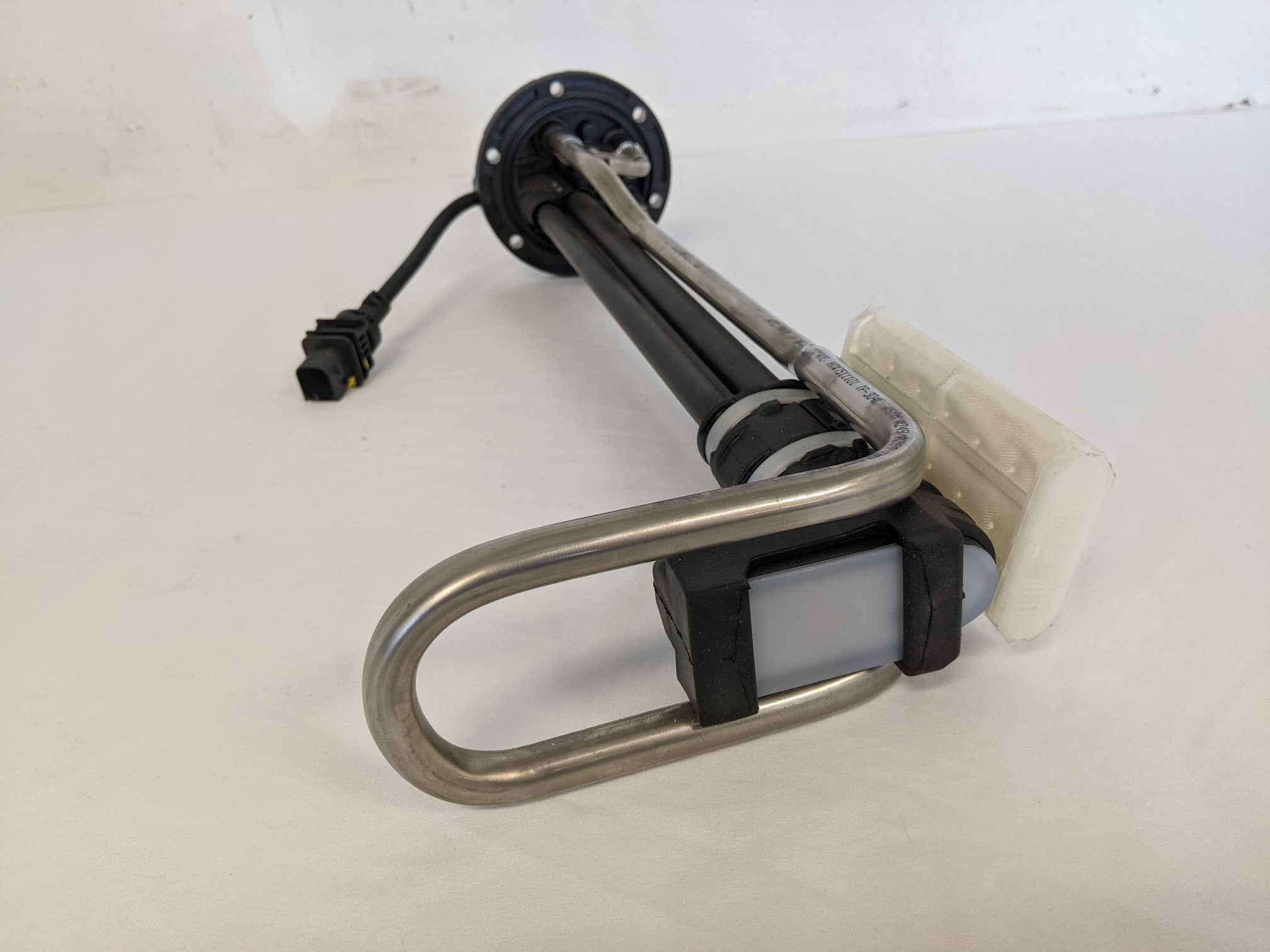 Def Tank P/N: 04-31354-004 | Genuine Freightliner® New Def Header ...
