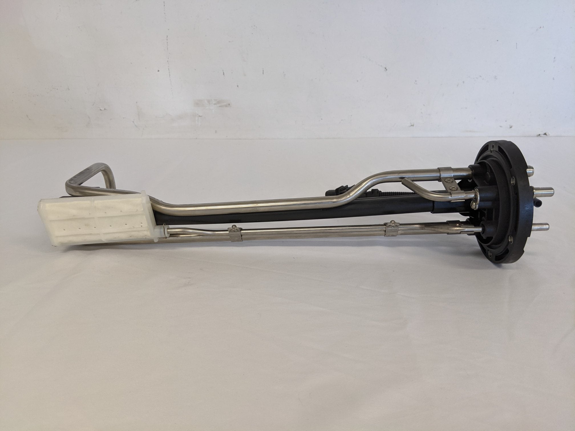 Freightliner OEM Cummins 6 Bolt DEF Tank SSI Header - P/N 04