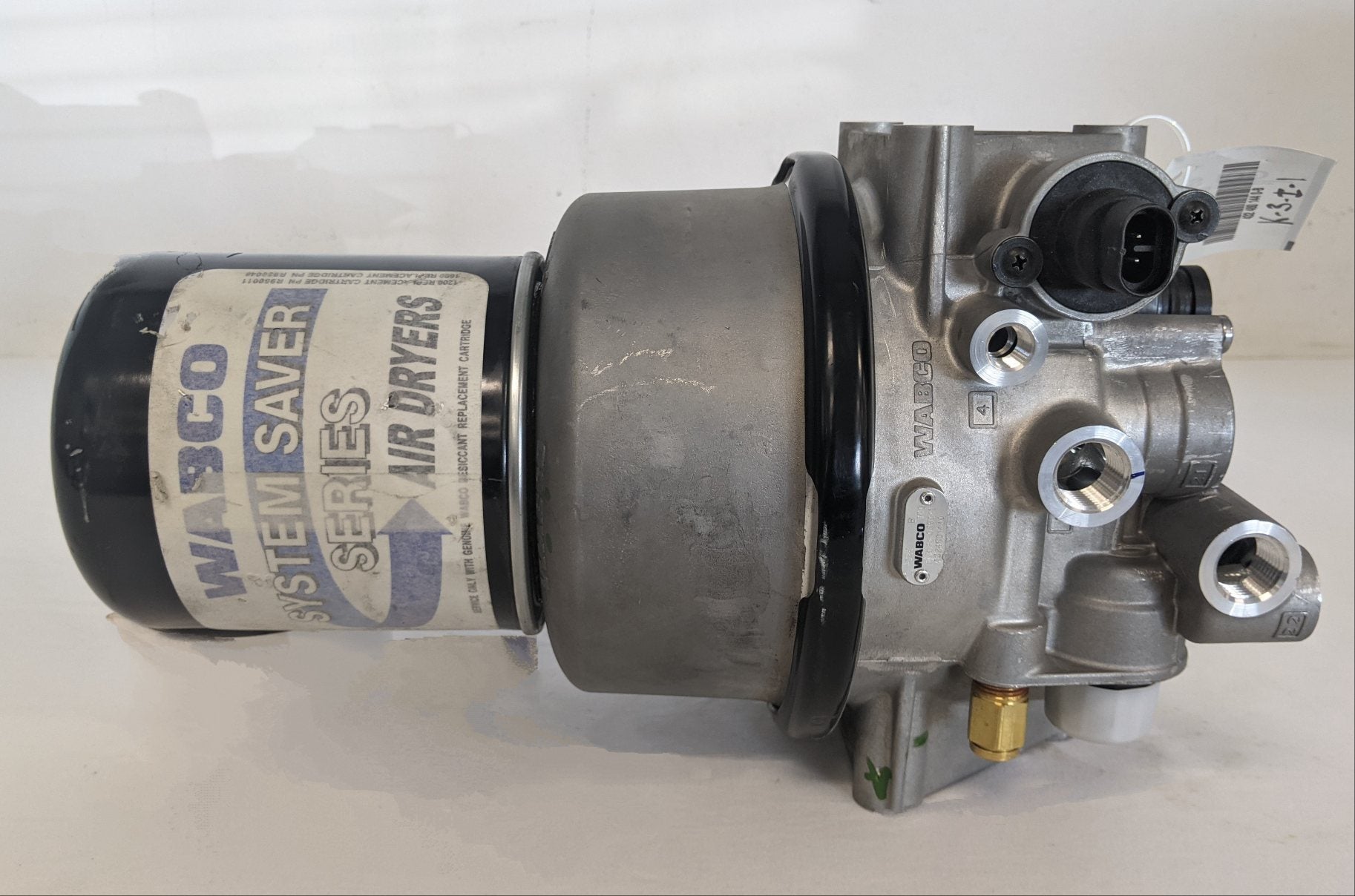 Wabco SS HP No OC Air Dryer w/ Drain & Check Valves - P/N WAB 4324801440 (9320681341244)