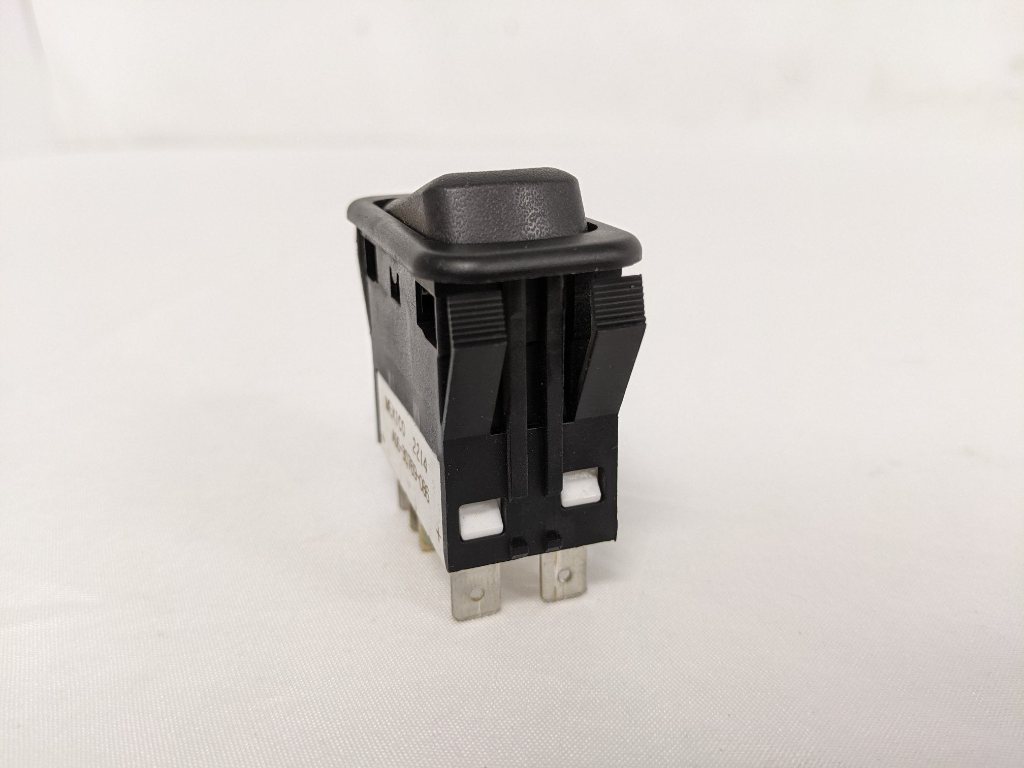 Used Freightliner RPM Throttle Control Rocker Switch - P/N A06-30769-086 (9313838858556)