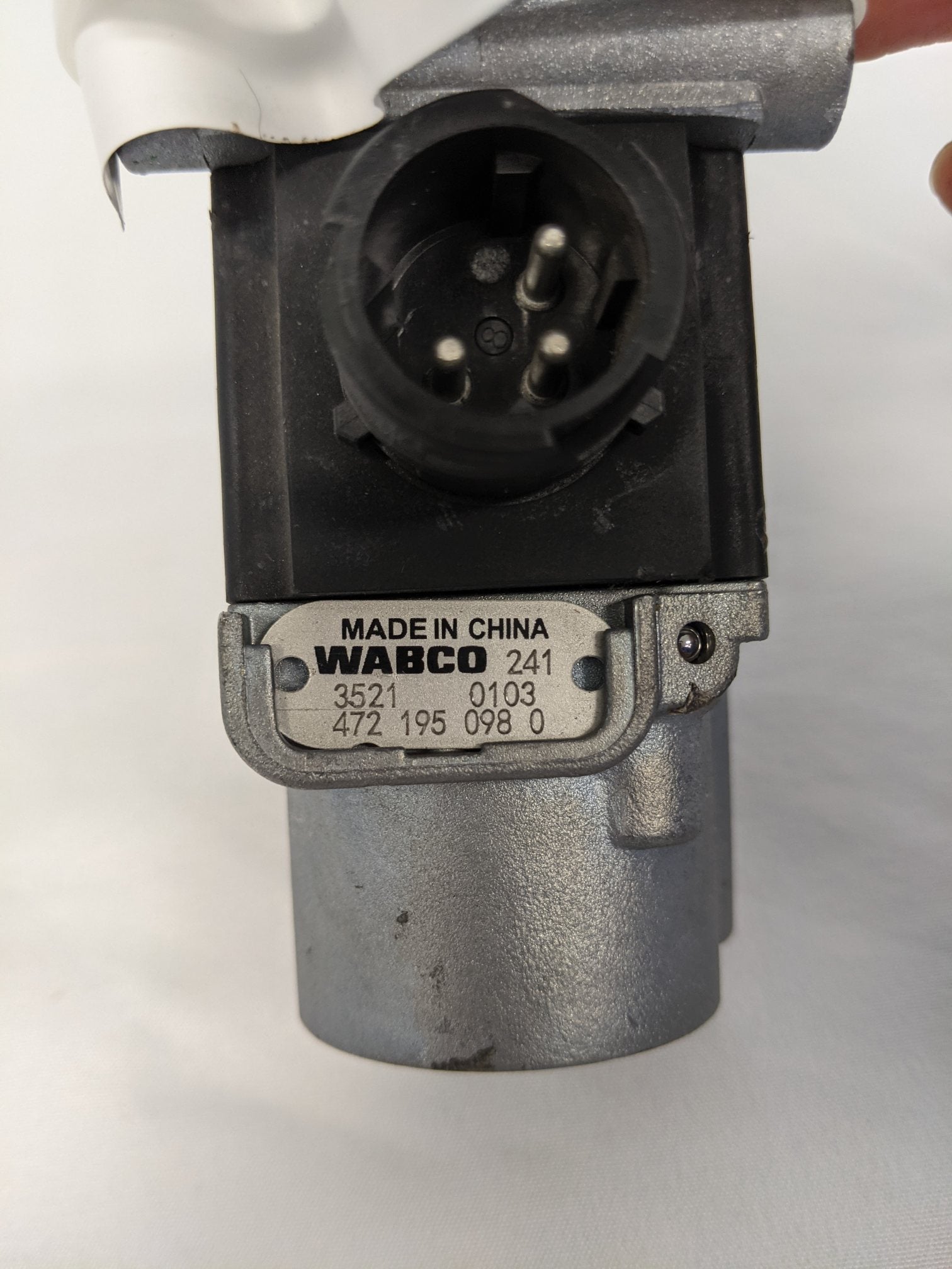 Used Wabco Tractor ABS Modulator/Solenoid Valve - P/N WAB 472 195 098 0 (9343124734268)