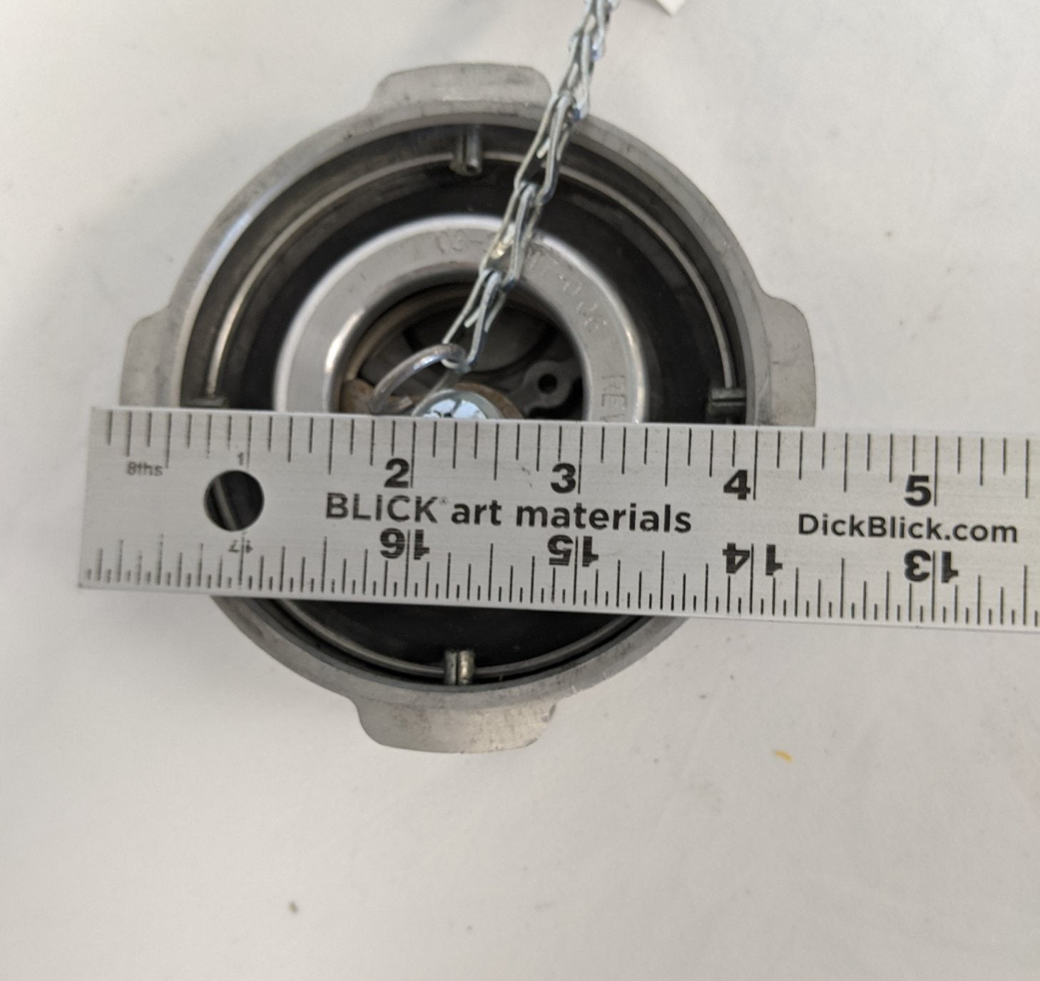 ギャビー Freightliner Quarter Turn Diesel Locking Fuel Cap -P/N: 03-37017-006