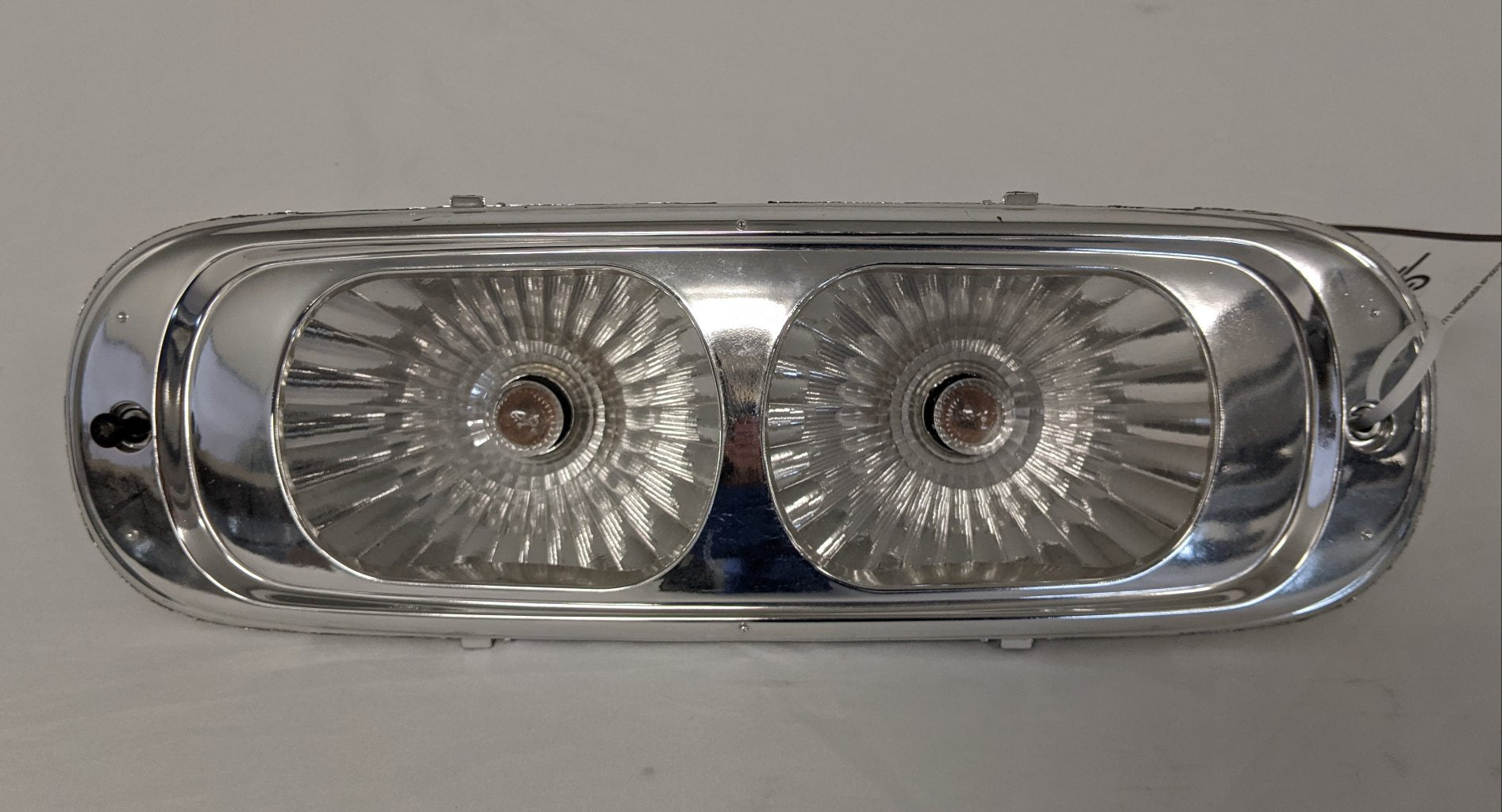 *Used Missing Lens* Freightliner Cascadia Sleeper  Lamp - P/N  22-60999-000 (9004782223676)