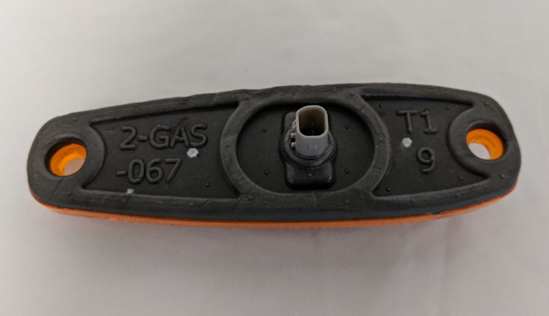 *Chipped* Freightliner Low Profile Amber Marker Lamp - P/N  A66-01728-001 (9344367427900)