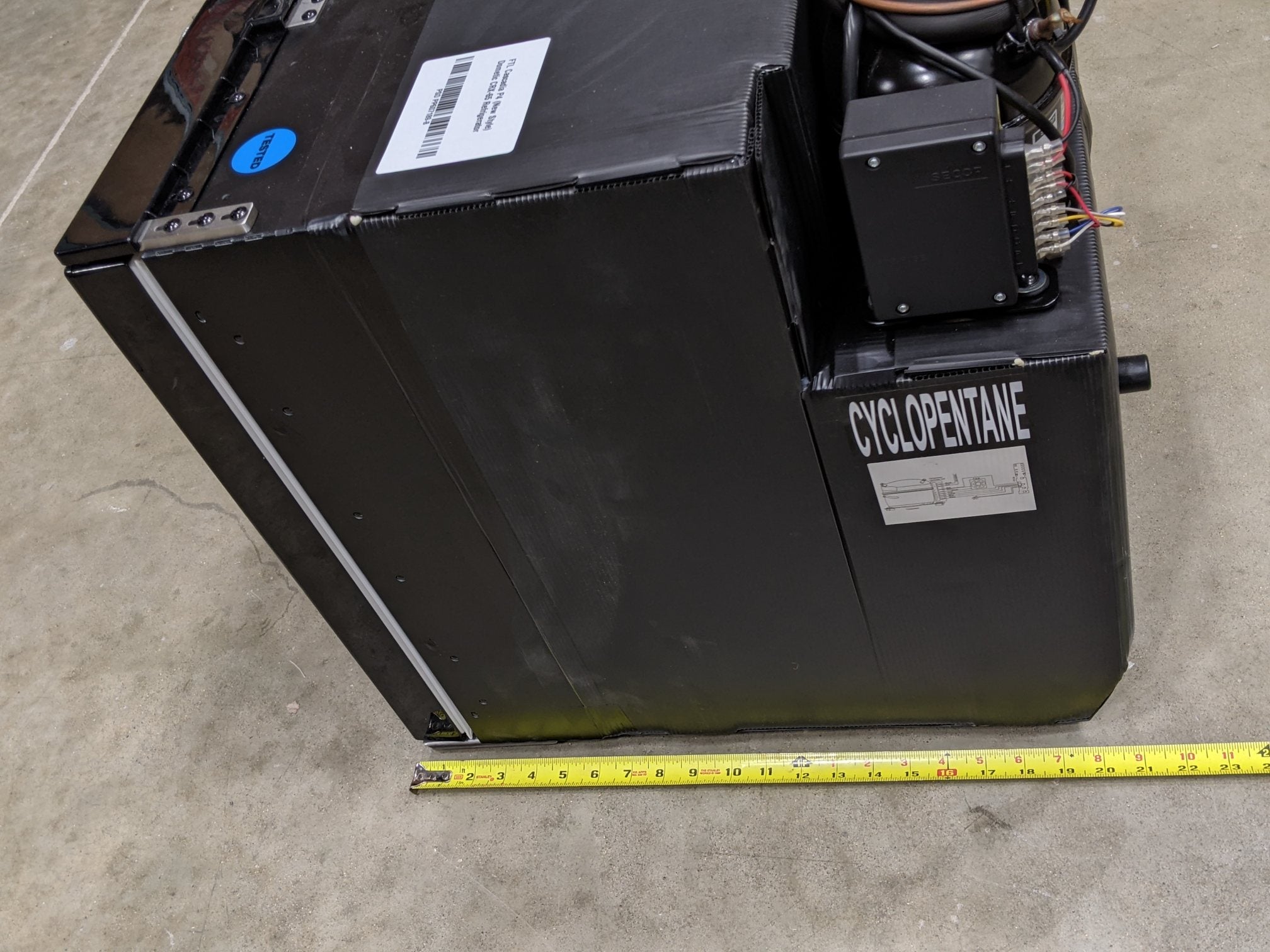 FTL Cascadia P4 Dometic CRX-65 Refrigerator - P/N PP607198