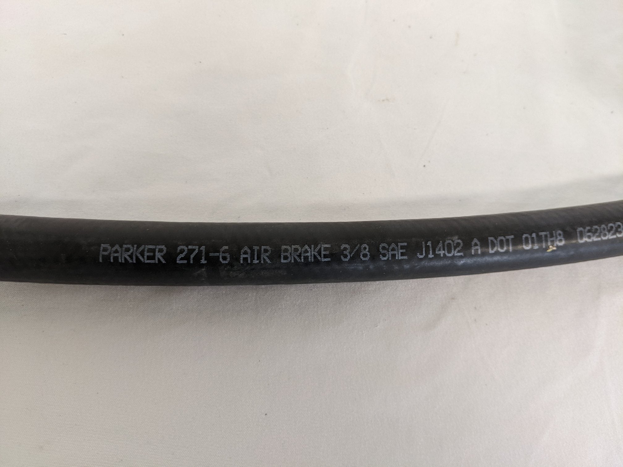 Parker 27" 271-6 Air Line Hose w/ (2) ⅜" SAE 45° Swivel Ends - P/N 12-20822-027 (9386240868668)