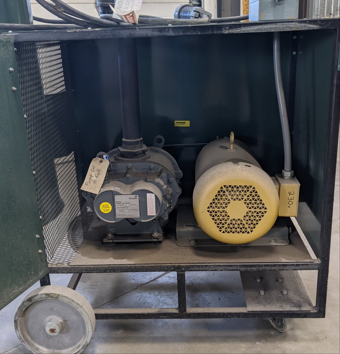 Used Acro Wand 600 Series Industrial Portable Vacuum (9386177134908)