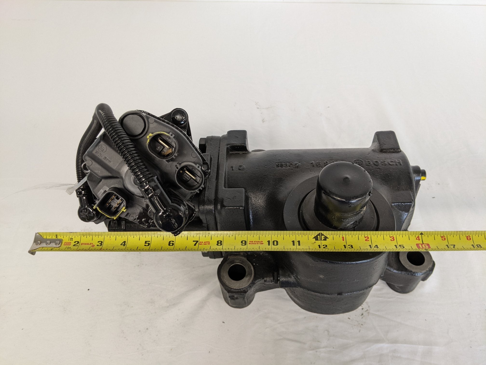 Damaged Bosch Servotwin RB Steering Gear Assembly - P/N A14-21269-000 (9412351164732)