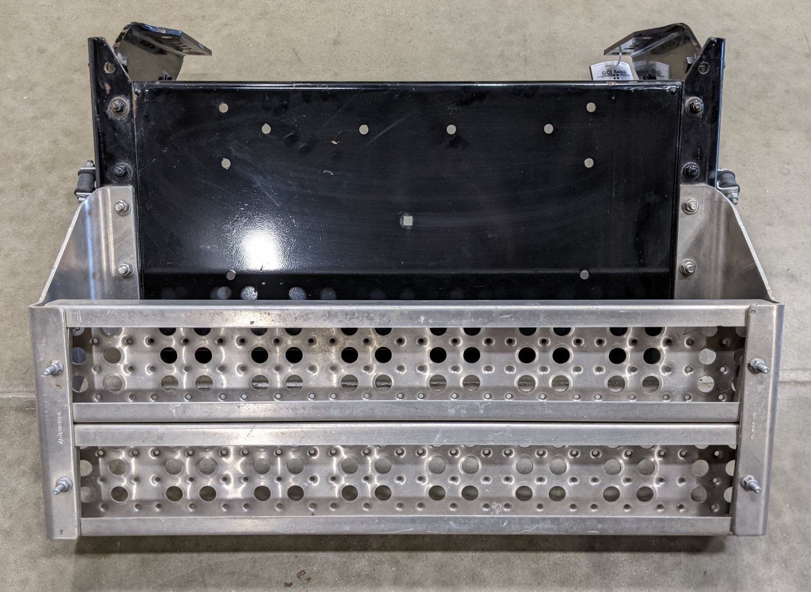 Used FLT 2-4 Clockwise D2 Battery Box Tray & Step ASSY - P/N 06-60224-000 (9604001038652)