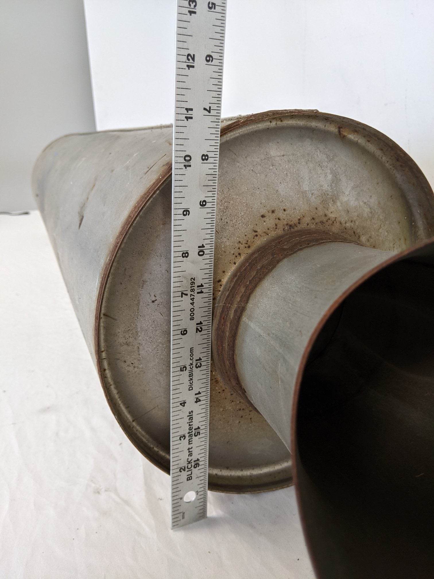 Dented* Donaldson MFM11 0867 Fixed Spout Muffler - P/N 04-19698-000