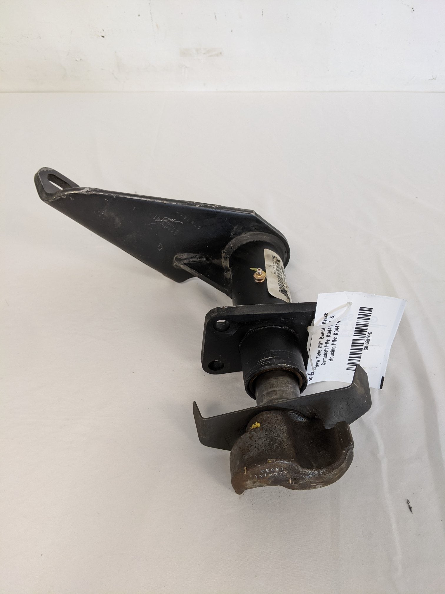 Bendix Brake Spider w/ Camshaft & Housing - P/N K058893