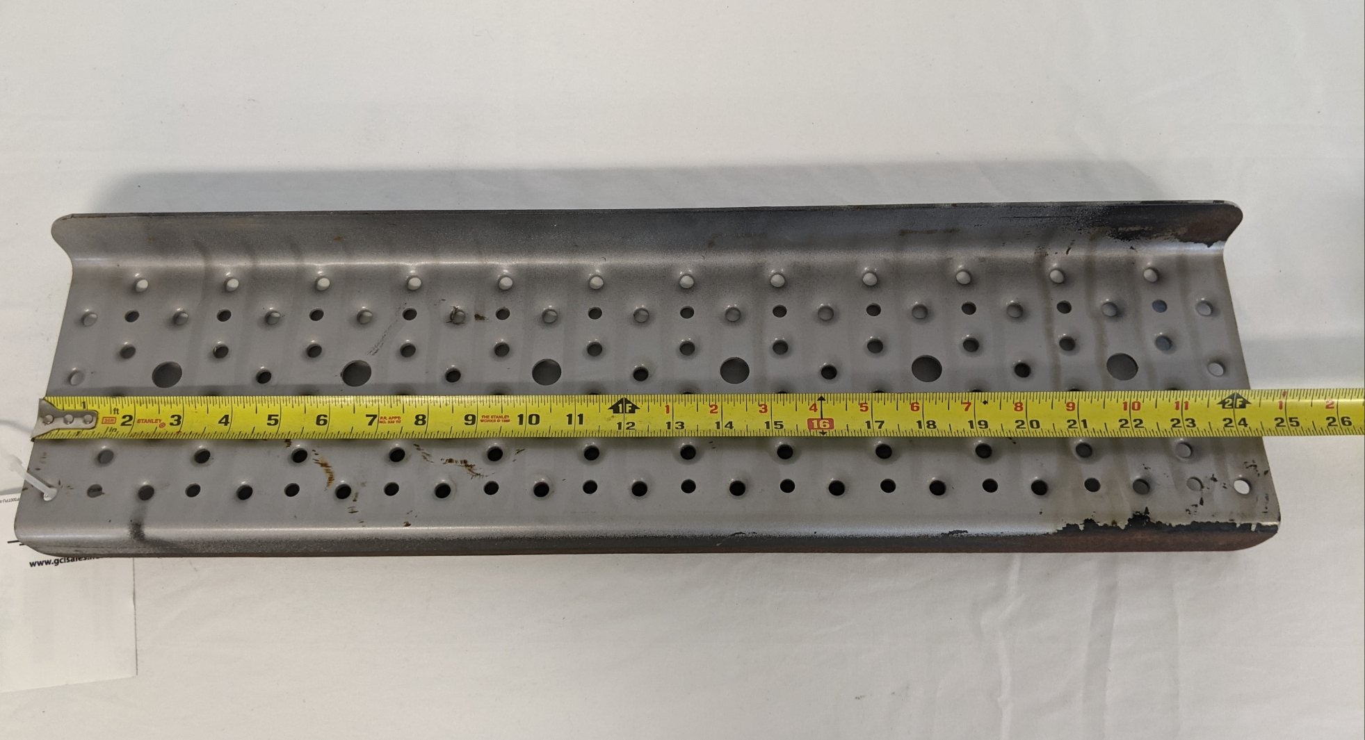 Freightliner 24 ⅝" x 6 ¼" Painted Steel Step Tread Plate - P/N 22-52438-009 (9451823890748)