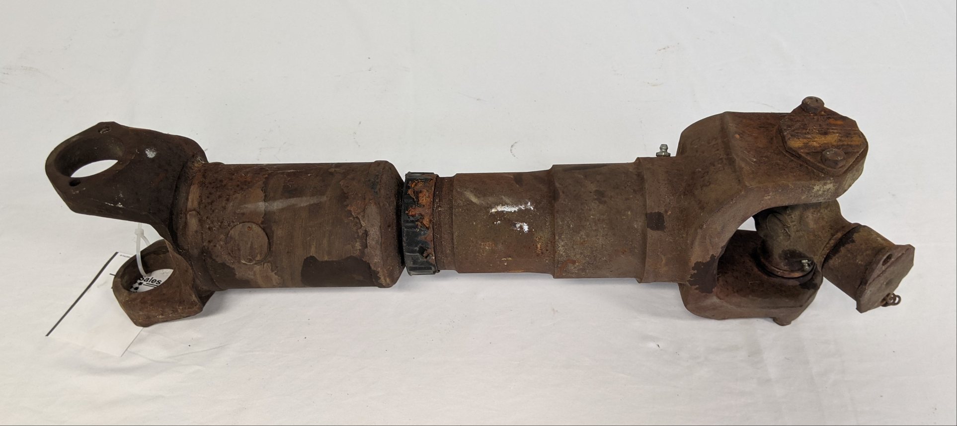 Used DTNA 24" (#3) 29°  Full Round 1710 Interaxle Driveshaft - P/N A09-10019-240 (9480888090940)