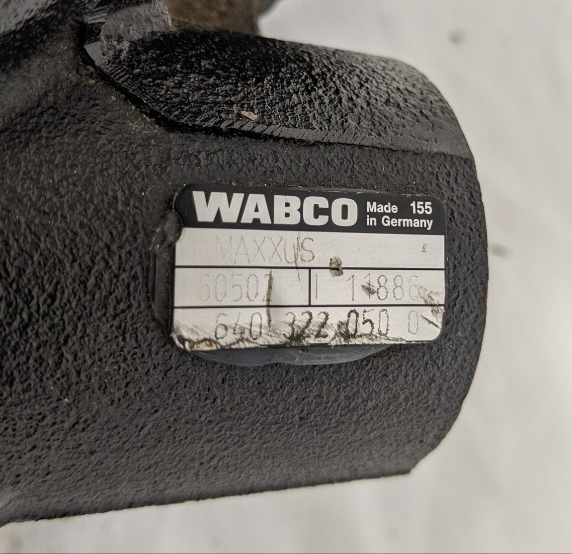 Used Wabco WST LH 539-20 MAXXUS Brake Caliper - P/N WAB 6403220500 (9499110113596)