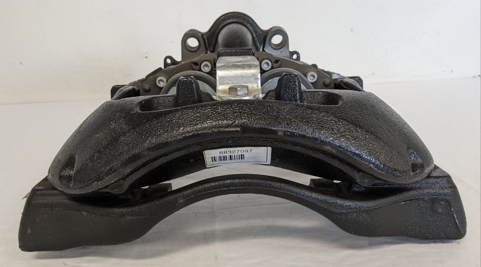 Damaged Meritor RH MA9300 1B10B Air Disc Brake Caliper - P/N TDA  EX225L244CG00