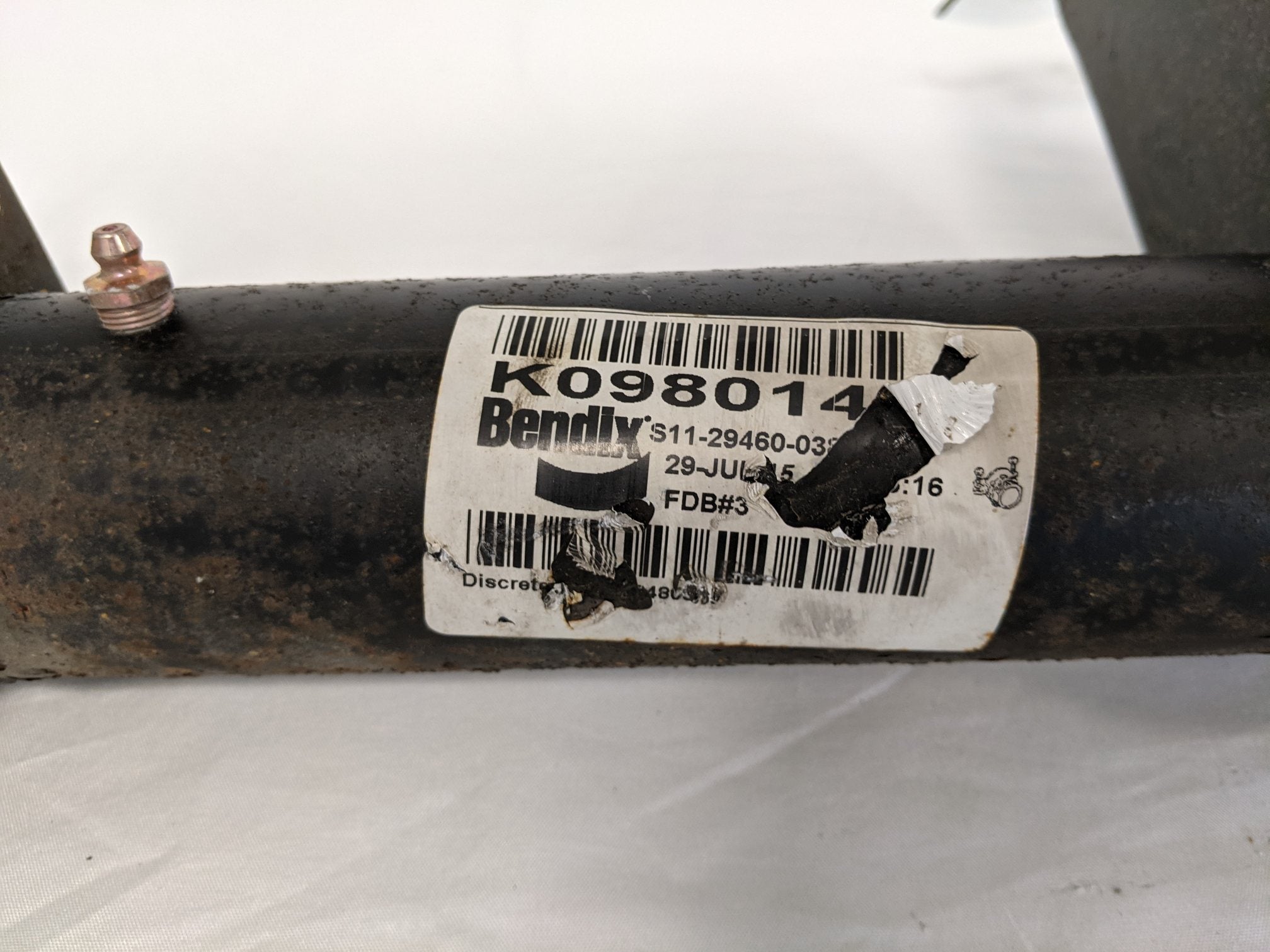 *Rusty New Take Off* Bendix Brake Camshaft P/N 808064  & Housing P/N K050986 (9523642138940)