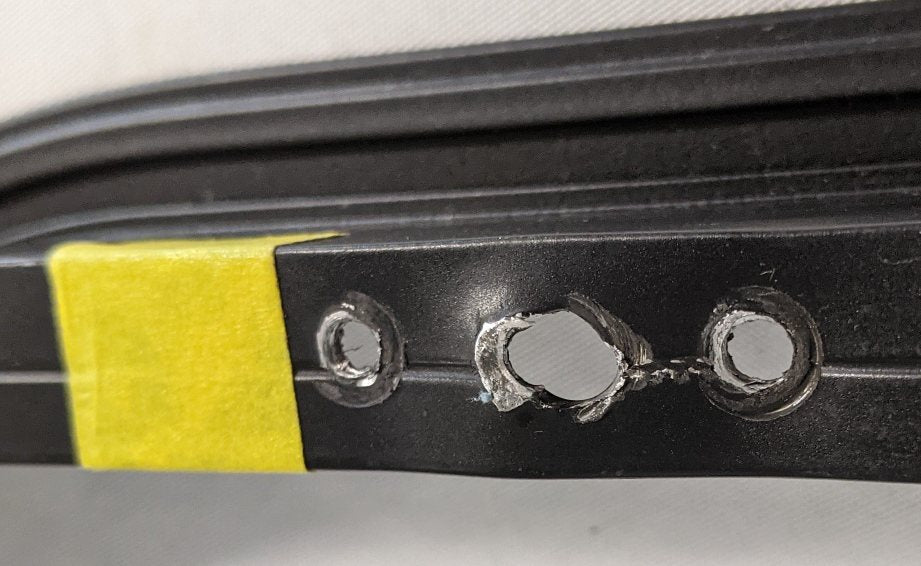 Freightliner Cascadia Side Sleeper Window - P/N A18-63653-000