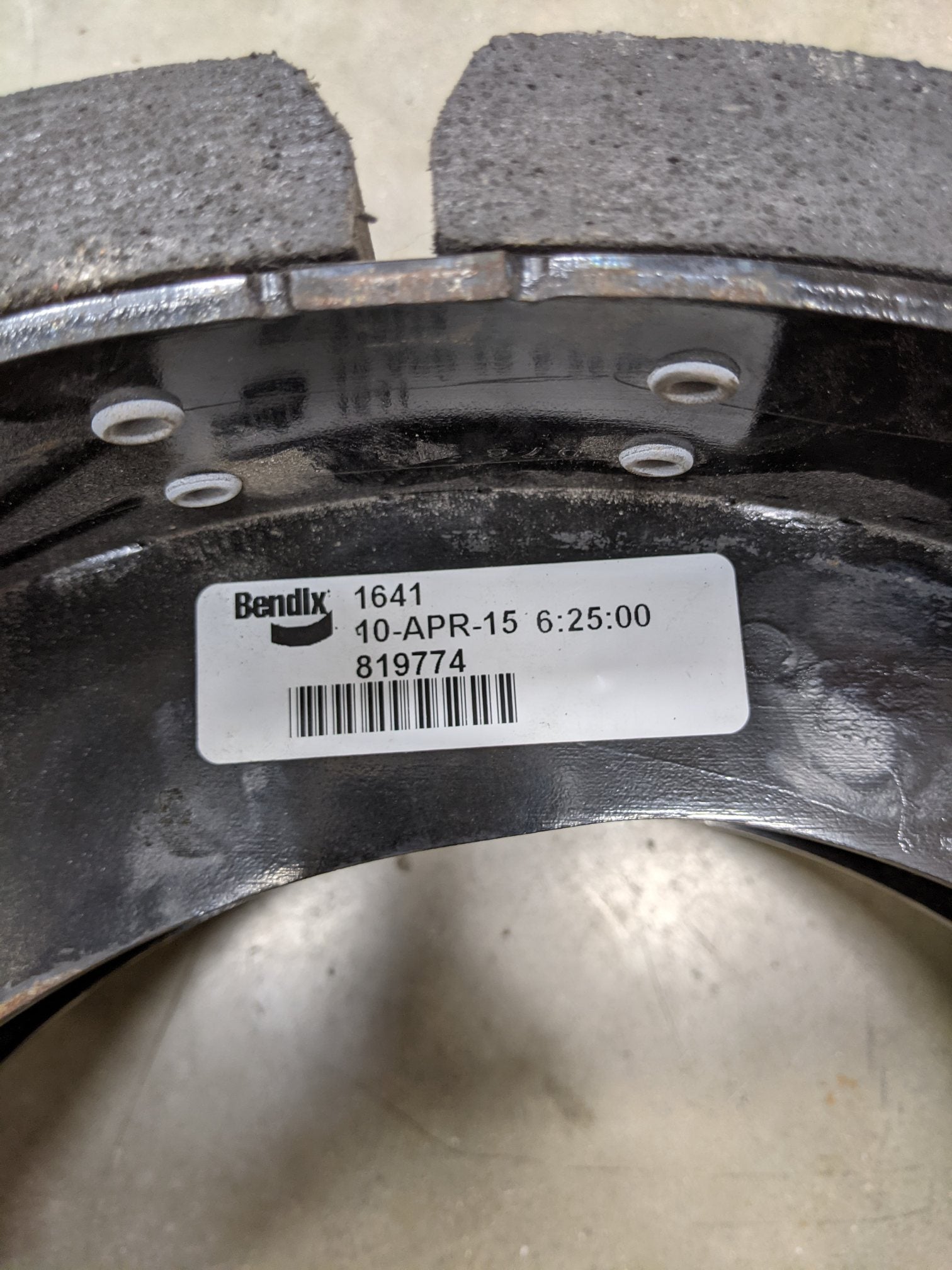 *New Take-Off *2 Sets* Bendix 16.5" 4709 ES420 7" Brake Shoe Kit - P/N BW 819774 (9536894370108)