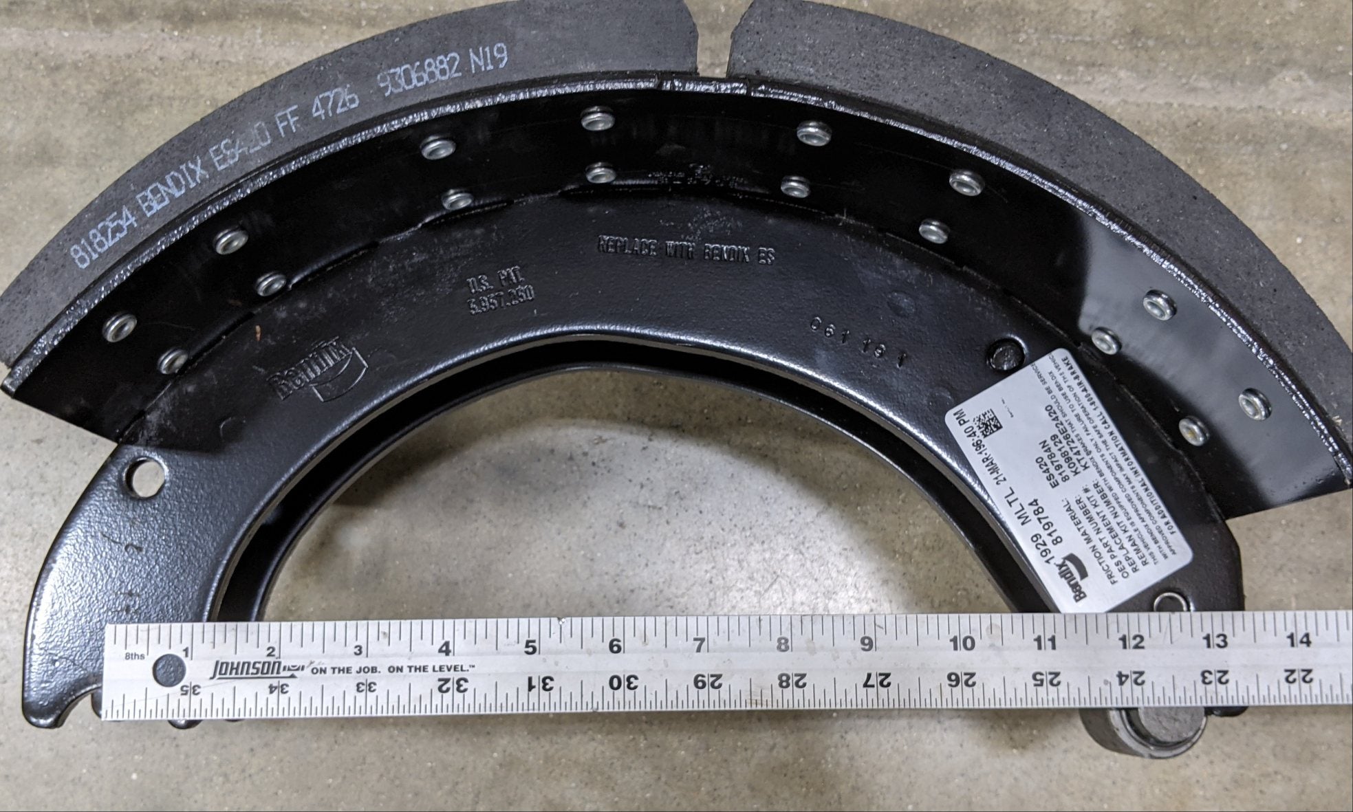 *New Take-Off *4 Sets* Bendix 16.5 4726 ES420 8 ⅝ Brake Shoe Kit - P/N BW 819784 (9537109688636)